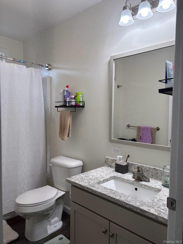 #13 photo, 1661 Old Country Rd, サフォーク郡 Riverhead , NY 11901