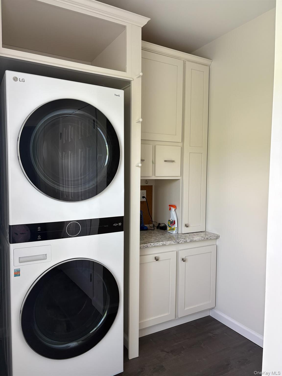 #17 photo, 1661 Old Country Rd, サフォーク郡 Riverhead , NY 11901