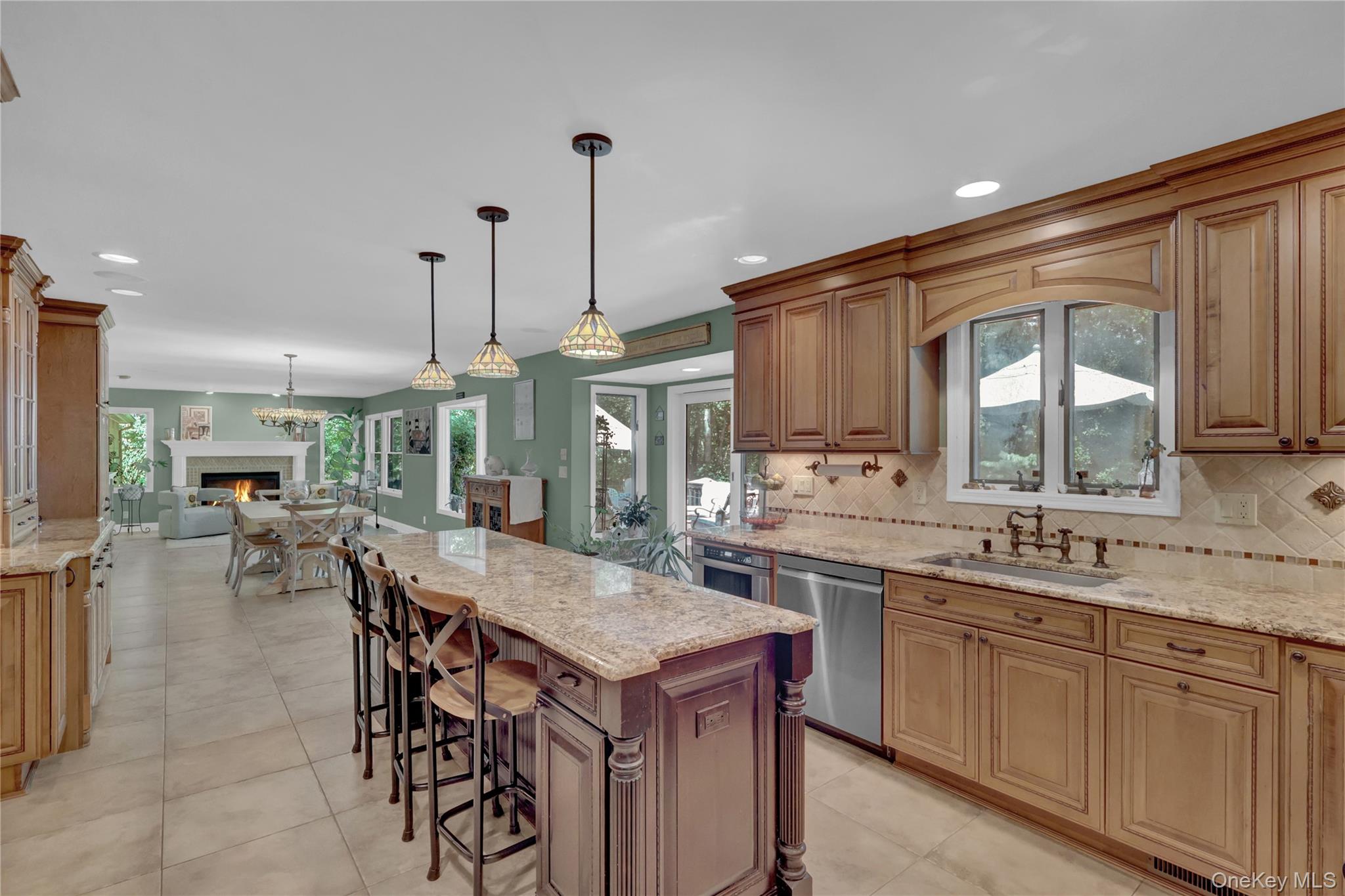 #12 photo, 105 Cliff Road, サフォーク郡 Port Jefferson , NY 11777