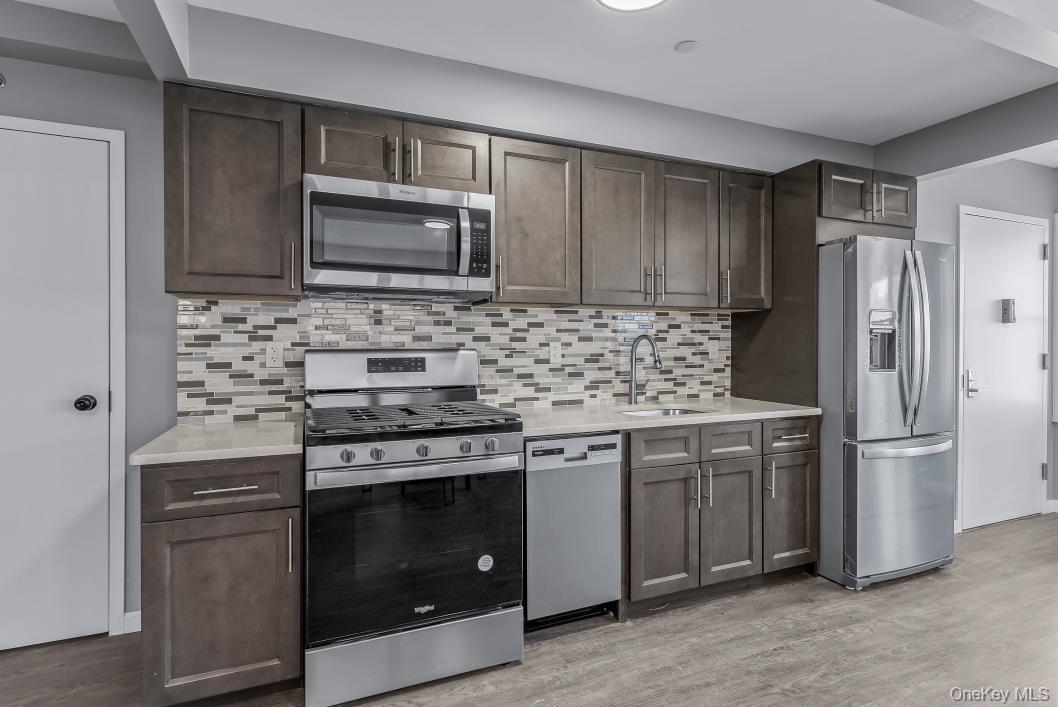 #16 photo, 37-02 Francis Lewis Blvd, クイーンズ区 Bayside , NY 11361