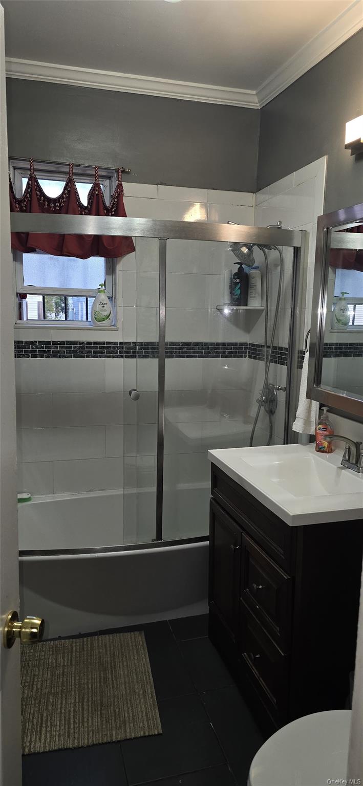 #3 photo, 10423 118 Streets, Richmond Hill S. , NY 11419