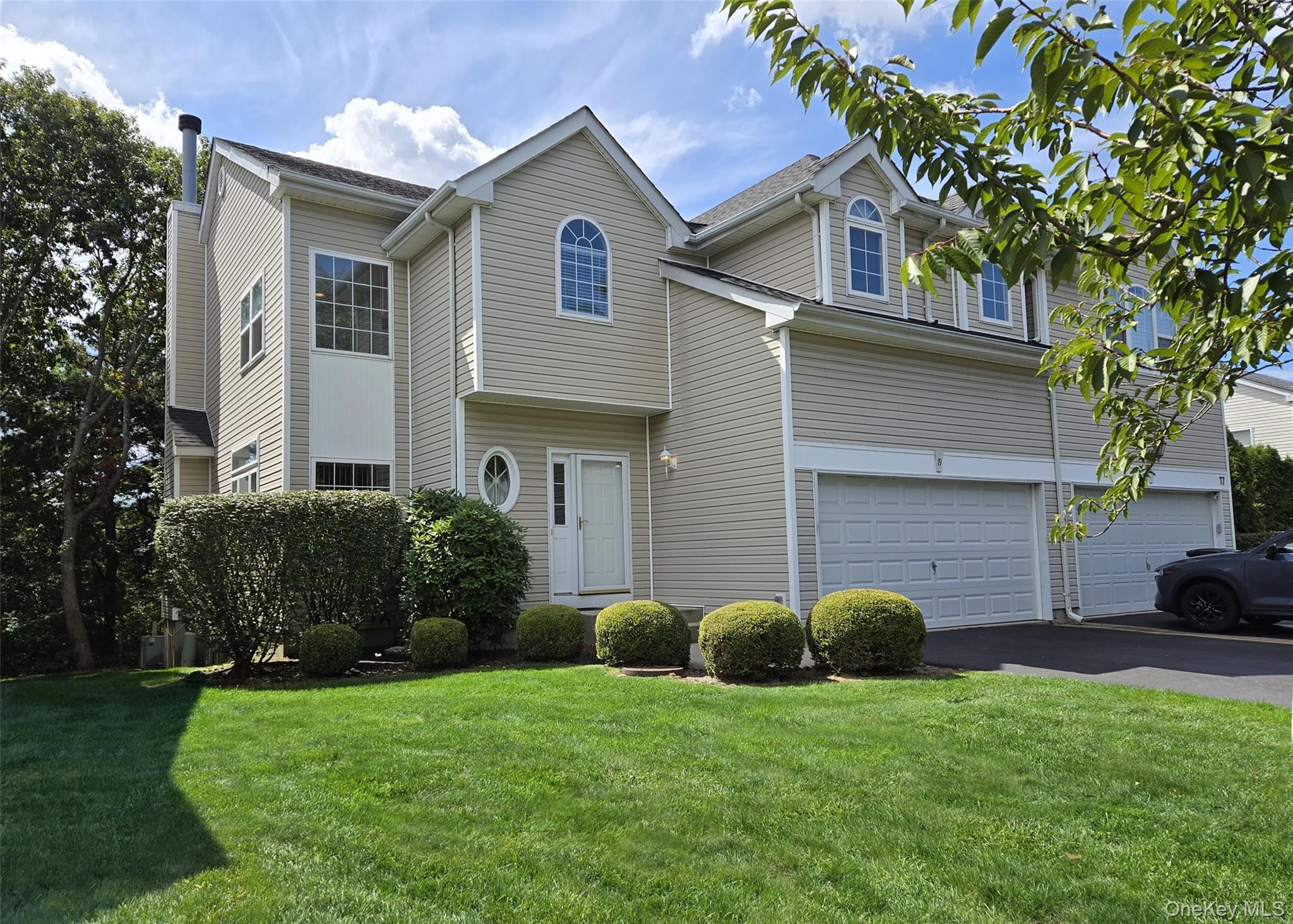 #1 photo, 19 Sunflower Ridge Road, 東長島 South Setauket , NY 11720