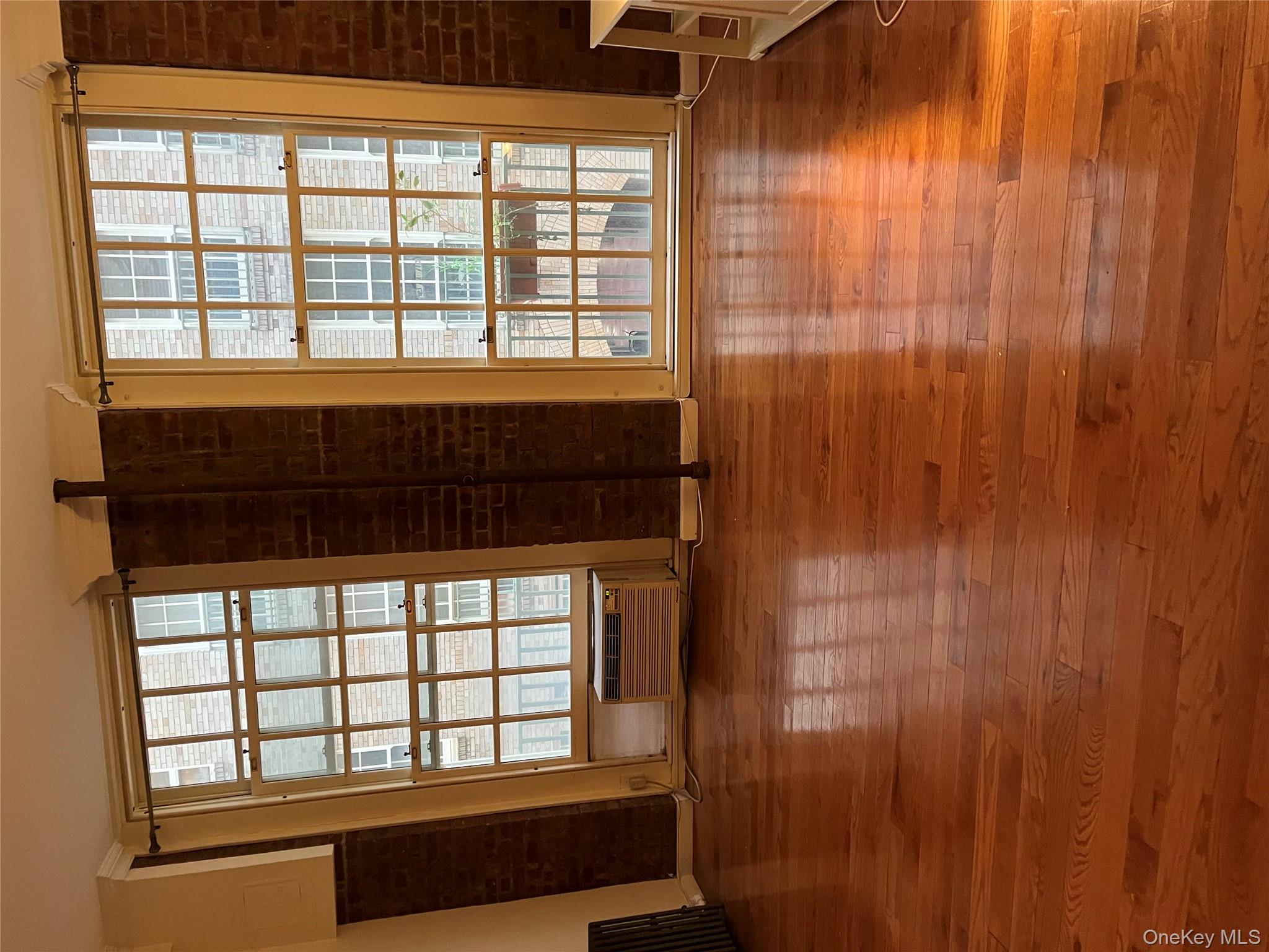 #1 photo, 517 E 77th Street, मैनहटन New York (Manhattan) , NY 10075