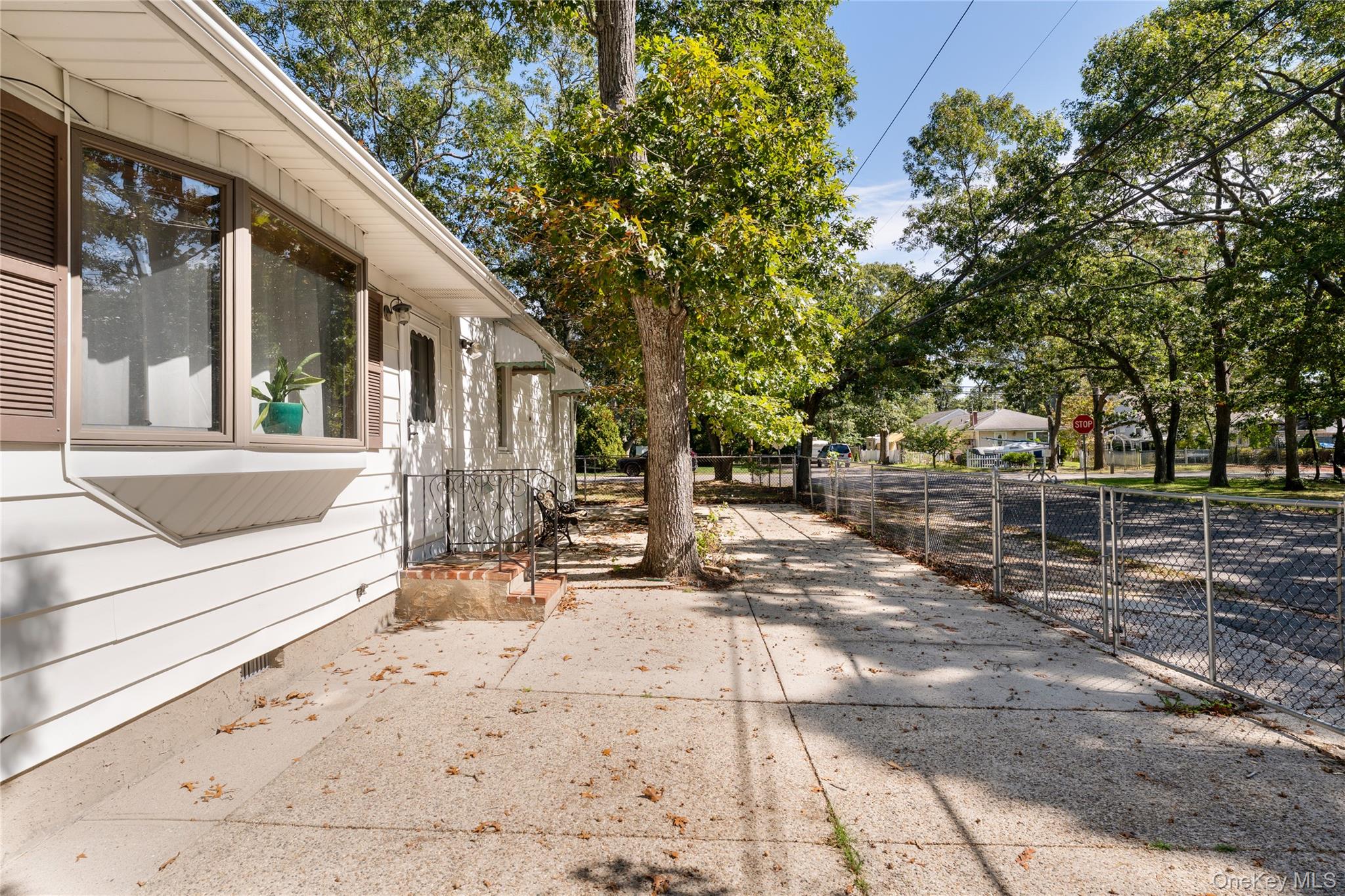 #19 photo, 16 Daisy Place, サフォーク郡 Selden , NY 11784