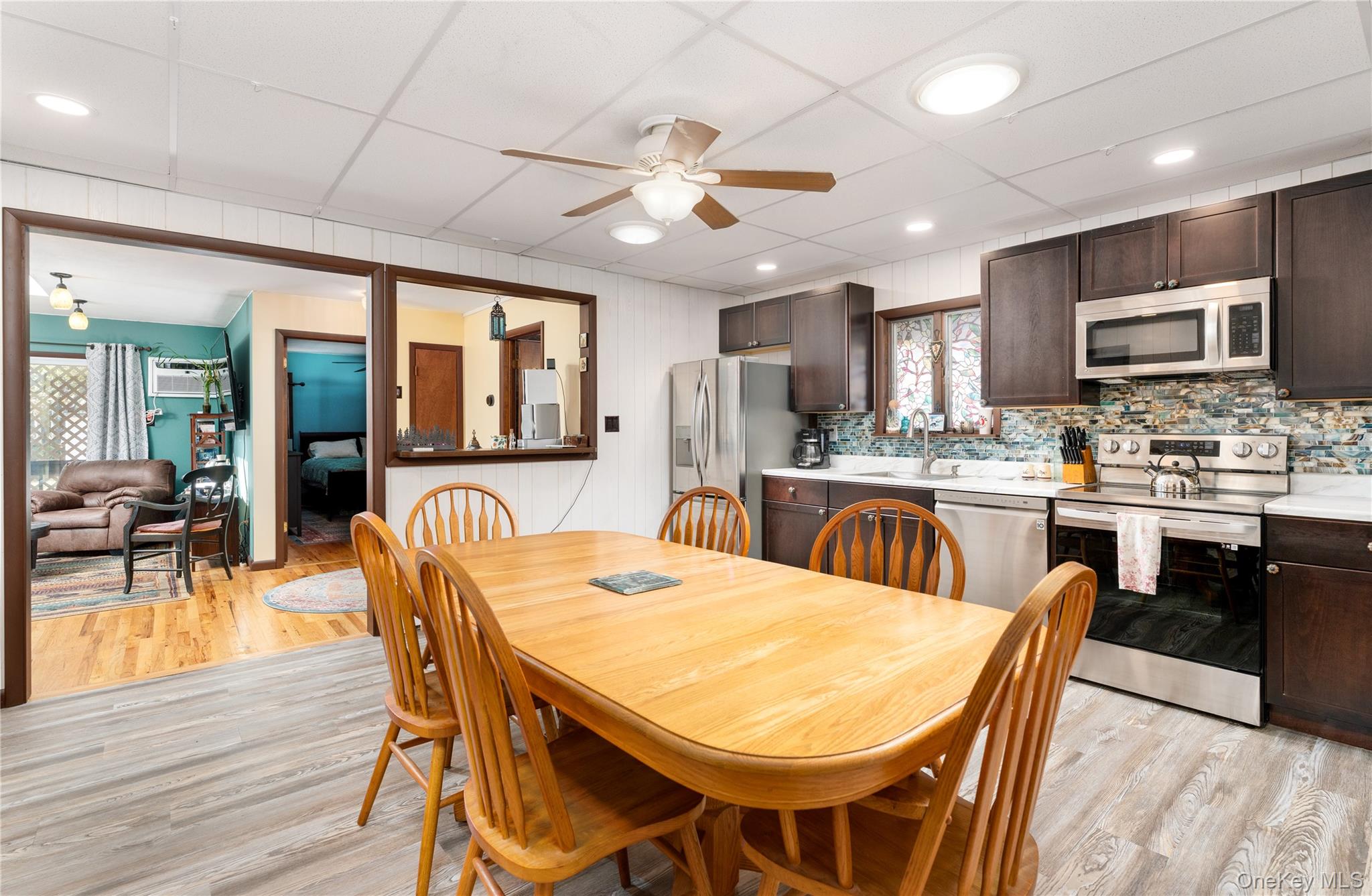 #7 photo, 16 Daisy Place, サフォーク郡 Selden , NY 11784