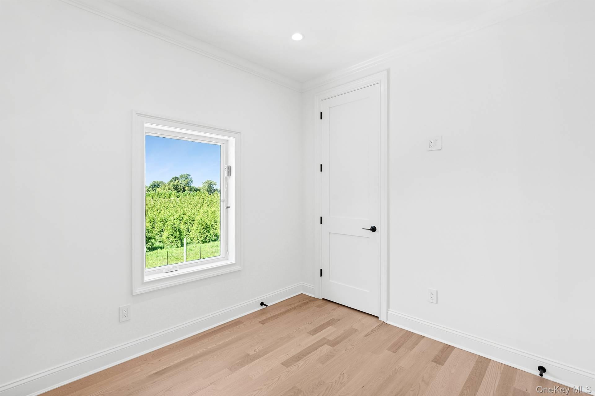 #13 photo, 1900 Gillette Drive, サフォーク郡 East Marion , NY 11939