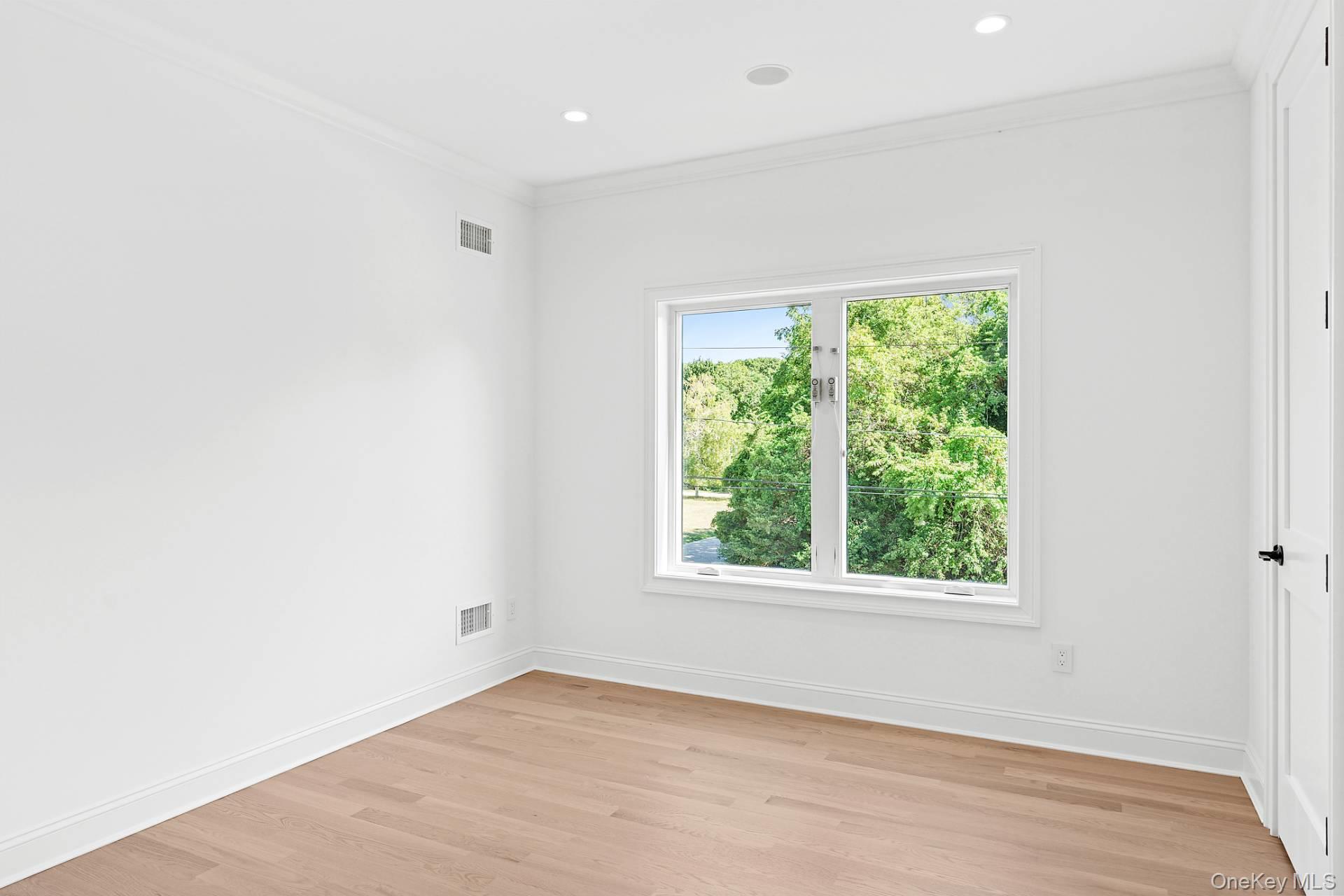 #15 photo, 1900 Gillette Drive, サフォーク郡 East Marion , NY 11939