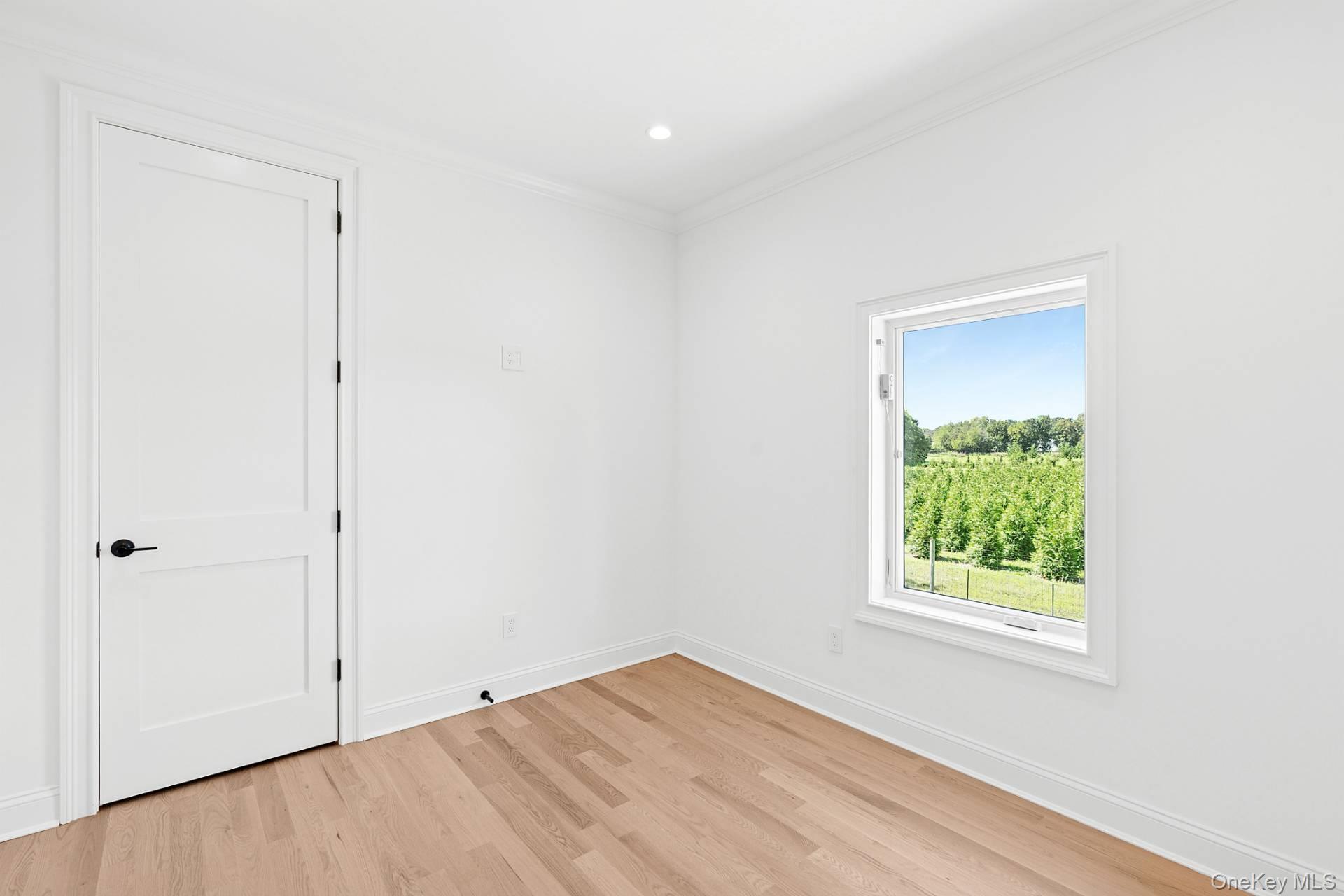 #17 photo, 1900 Gillette Drive, サフォーク郡 East Marion , NY 11939