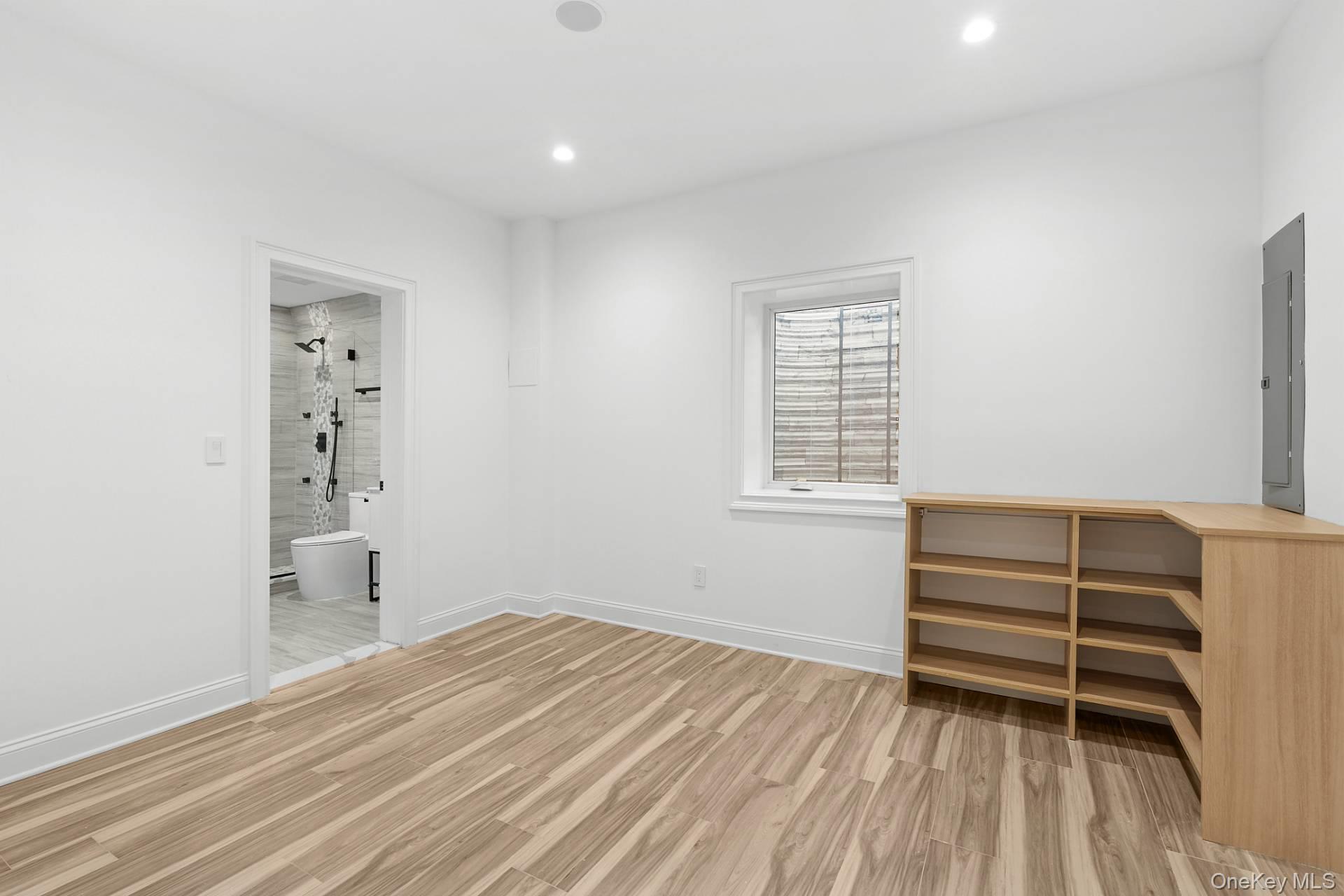 #18 photo, 1900 Gillette Drive, サフォーク郡 East Marion , NY 11939