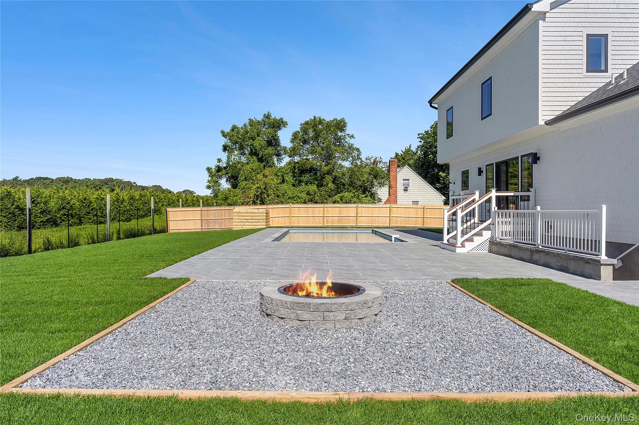 #6 photo, 1900 Gillette Drive, サフォーク郡 East Marion , NY 11939