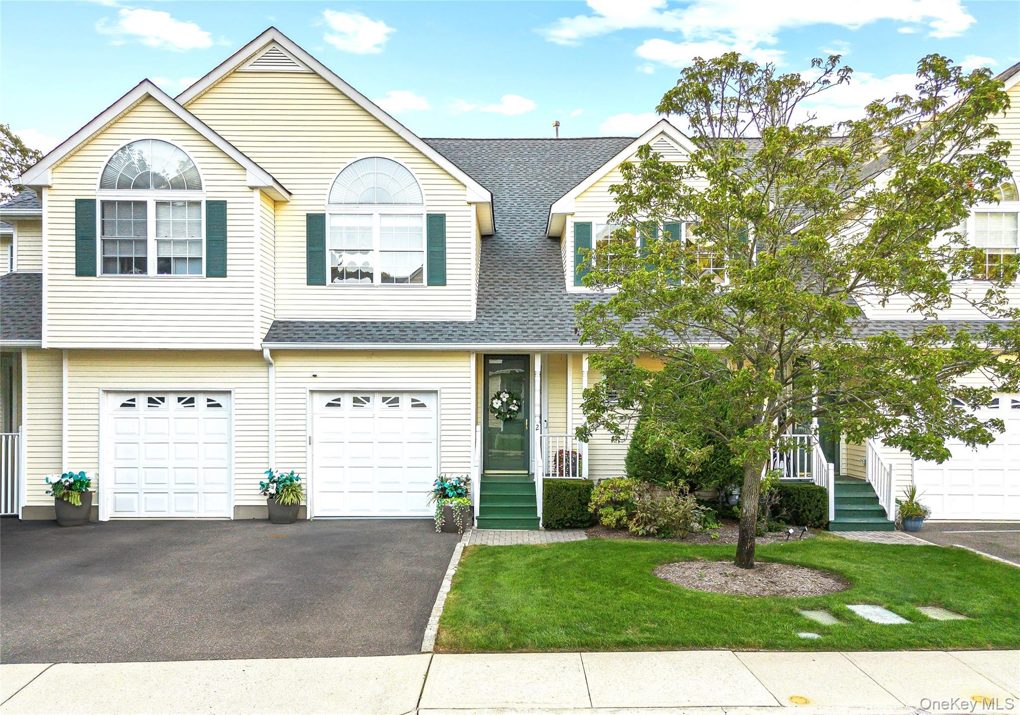 #1 photo, 2 Spring Court, サフォーク郡 Huntington , NY 11743