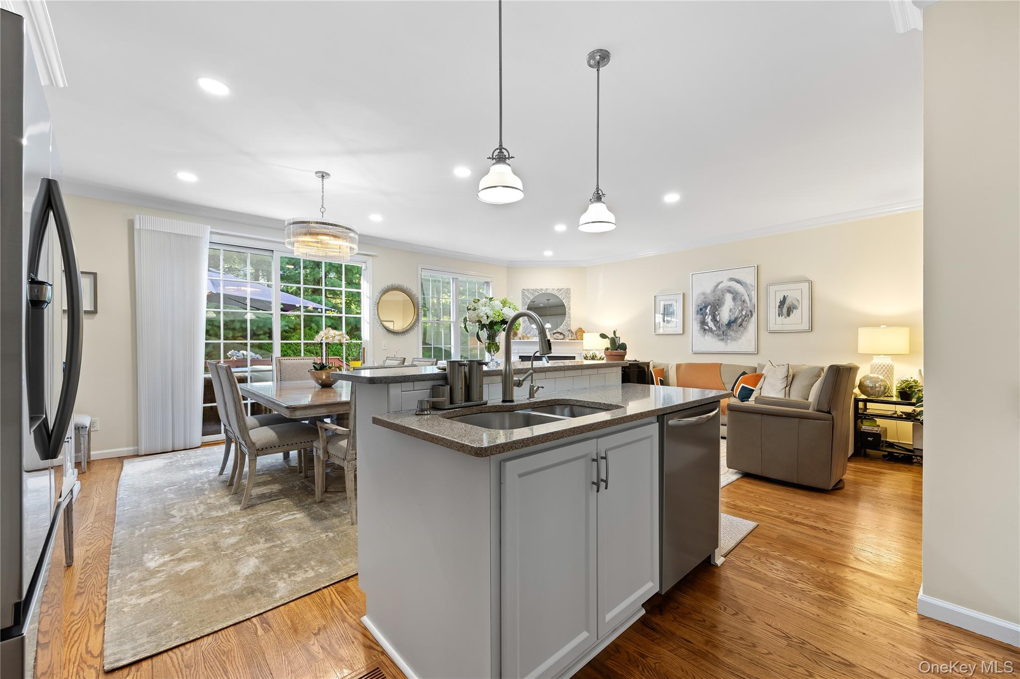 #14 photo, 2 Spring Court, サフォーク郡 Huntington , NY 11743