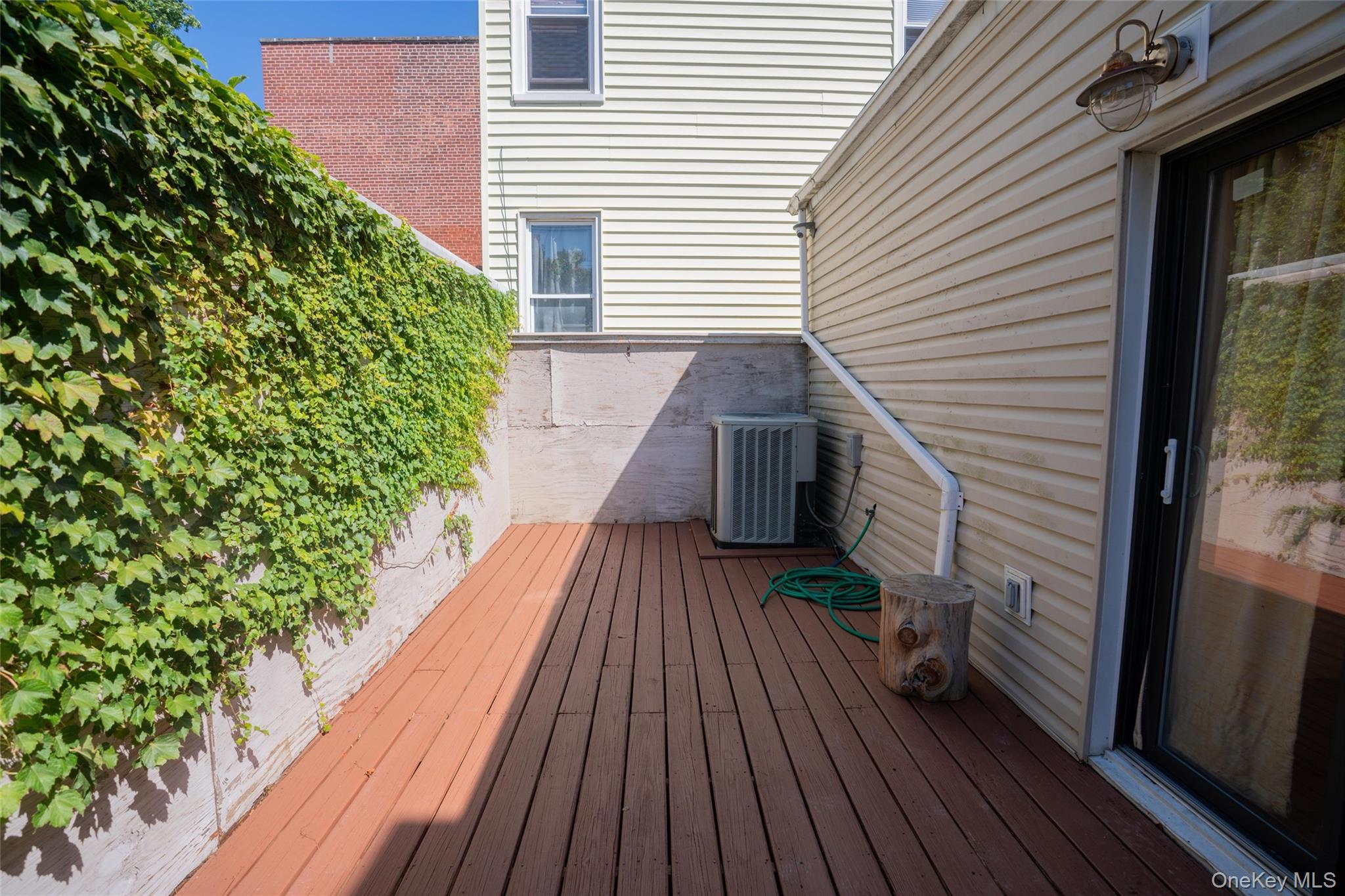 #8 photo, 11907 14th Road, クイーンズ区 College Point , NY 11356