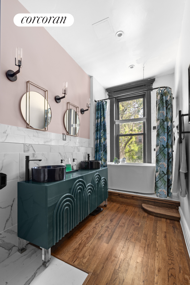 #11 photo, 284 VAN BUREN Street, Stuyvesant Heights , NY 11221