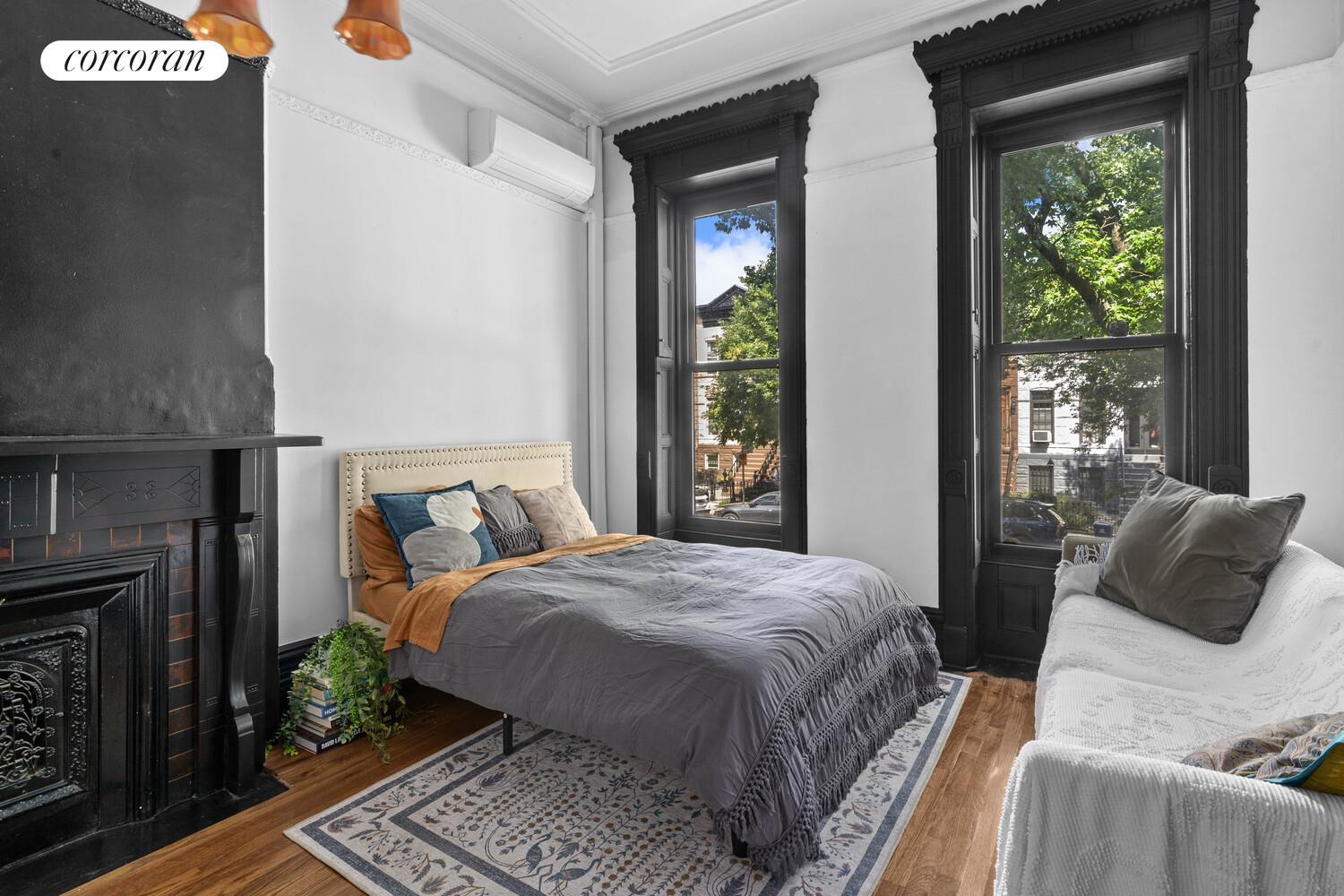 #13 photo, 284 VAN BUREN Street, Stuyvesant Heights , NY 11221