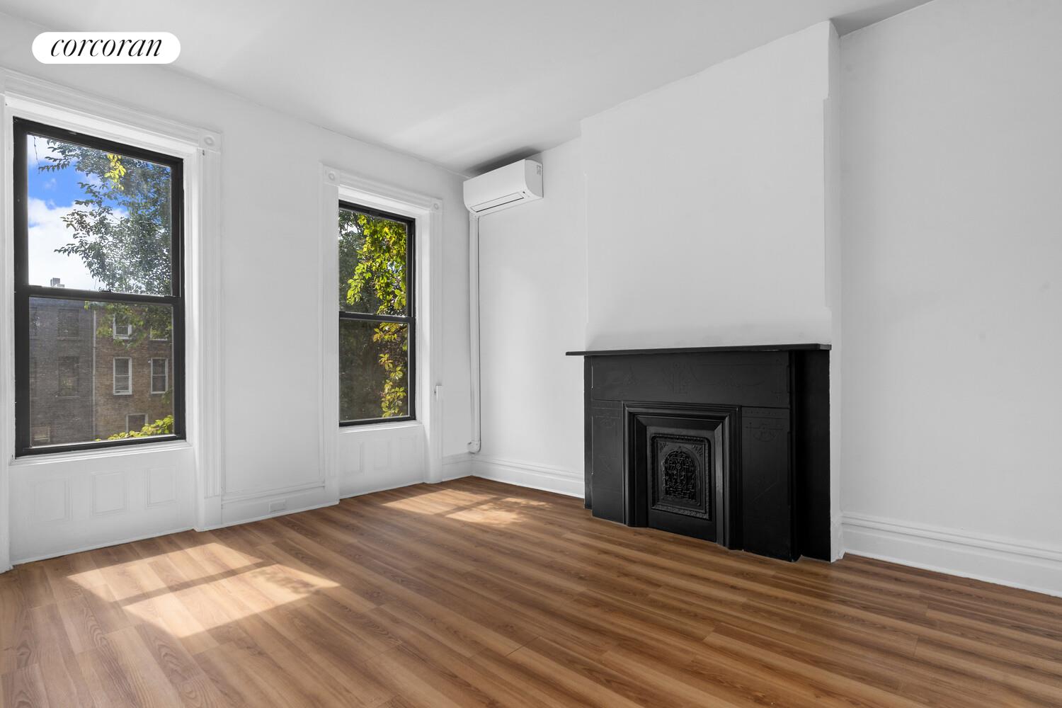 #17 photo, 284 VAN BUREN Street, Stuyvesant Heights , NY 11221