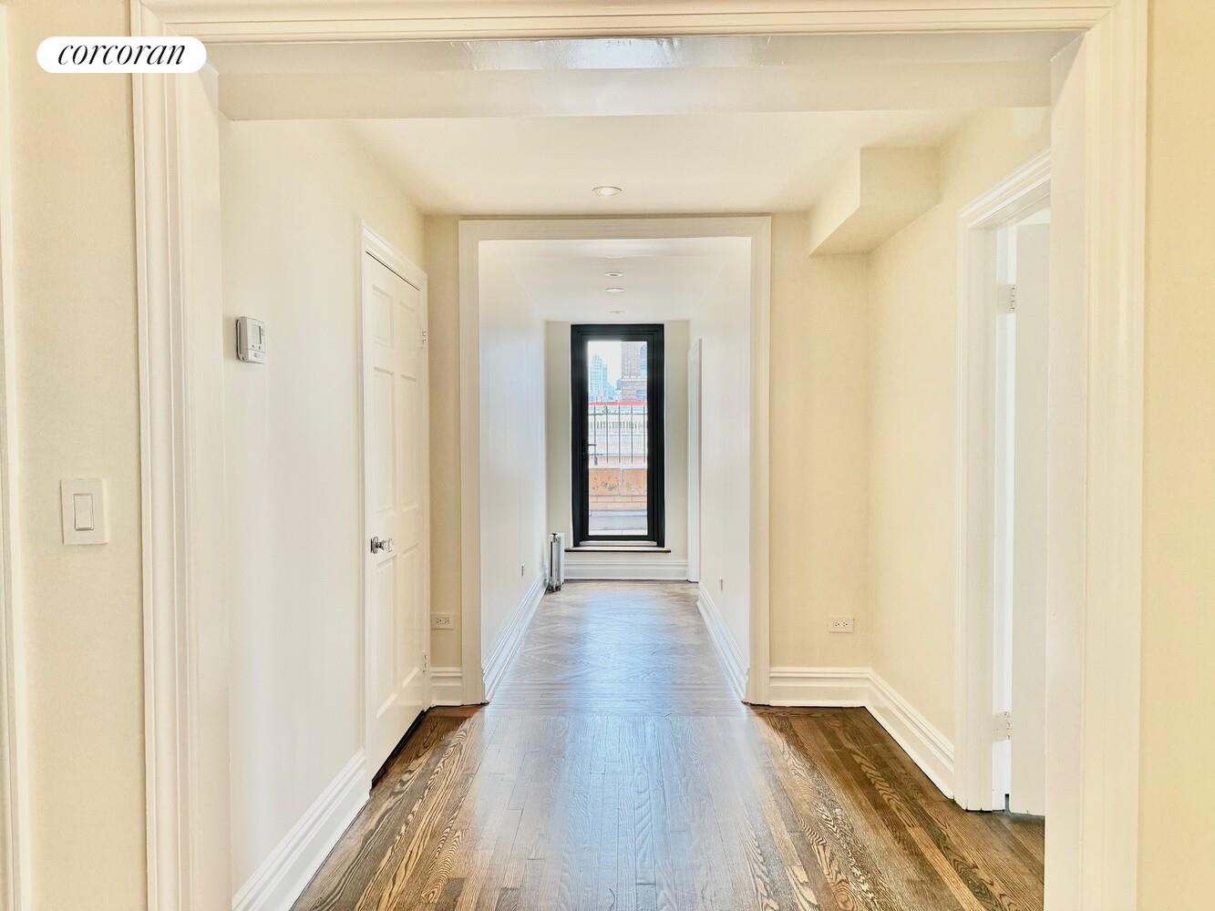 #8 photo, New York City, マンハッタン Lenox Hill , NY 10021