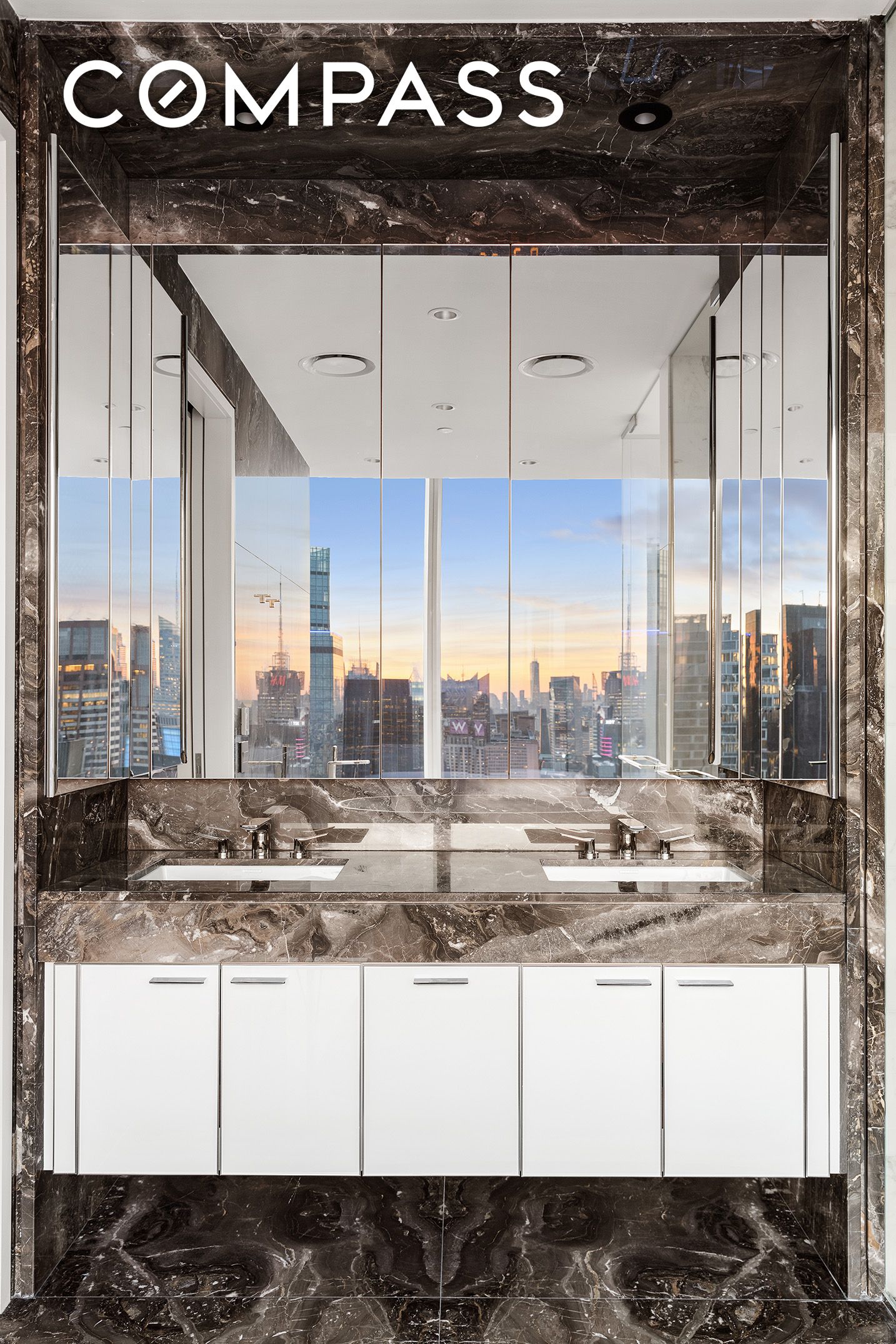 #8 photo, New York City, マンハッタン Midtown Central , NY 10019