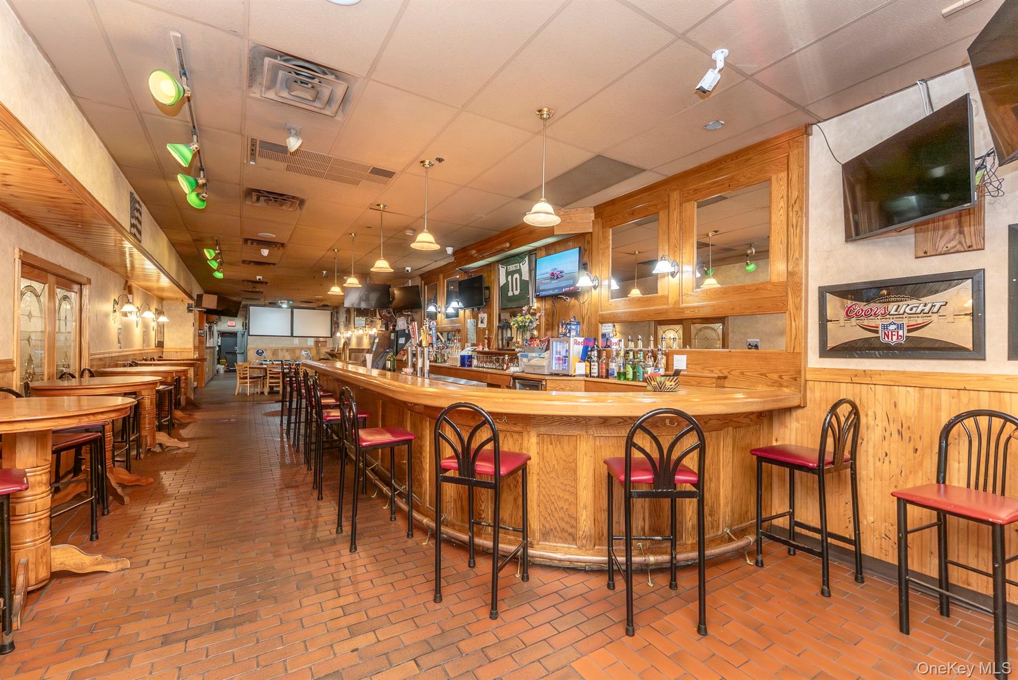 #4 photo, 226 Kingston Plaza, Kingston , NY 12401