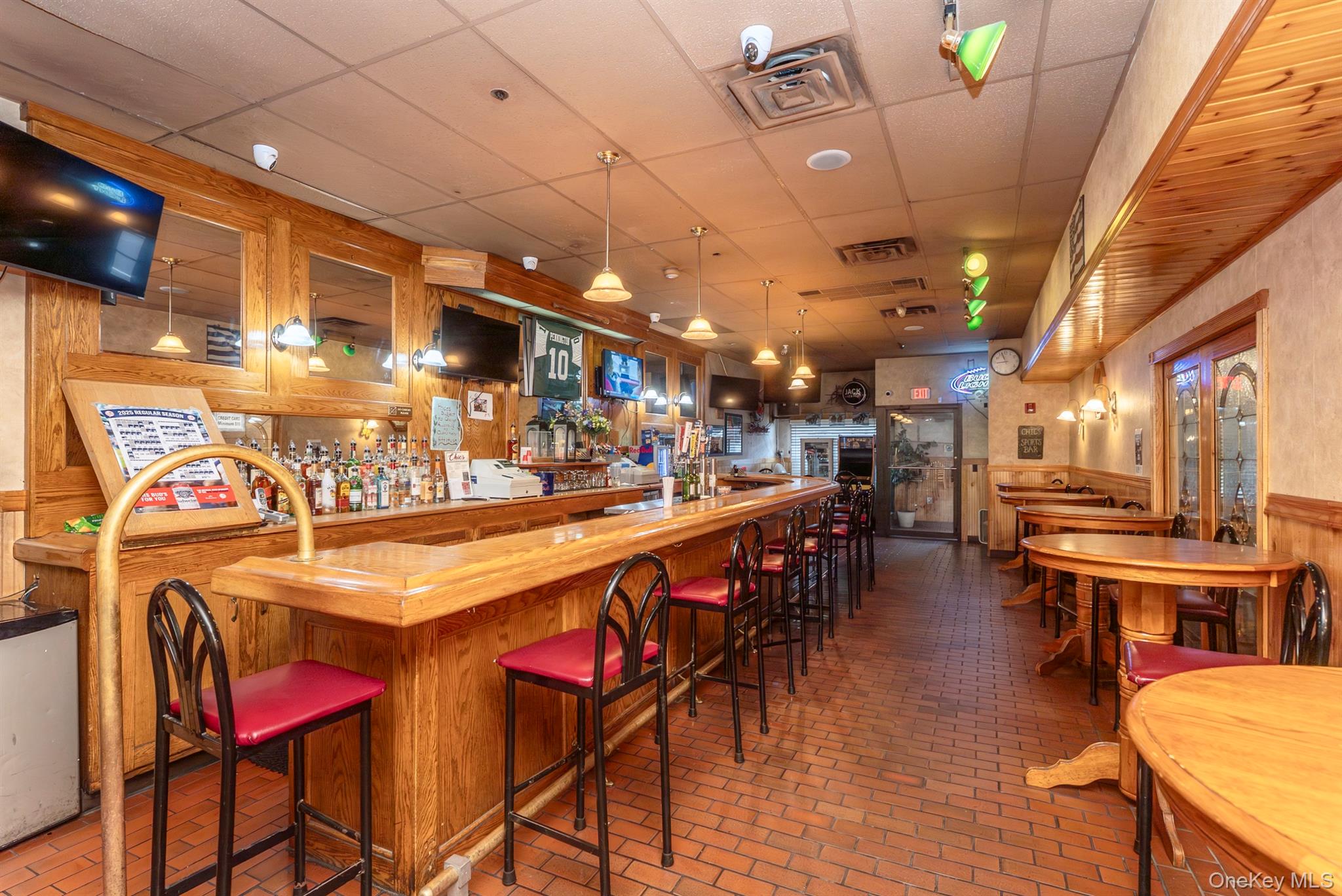 #5 photo, 226 Kingston Plaza, Kingston , NY 12401