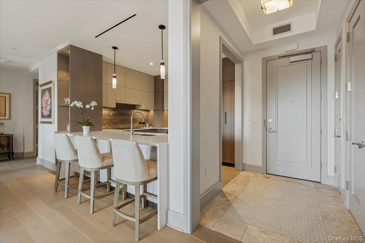 #1 photo, 120 Old Post Road, Rye , NY 10580