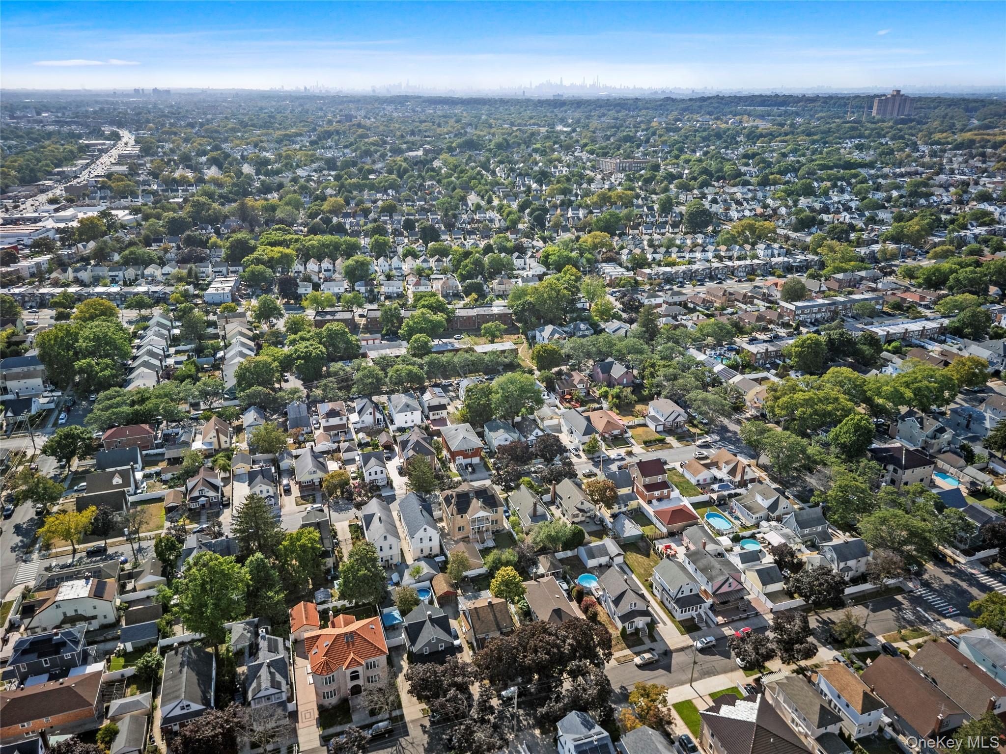 #15 photo, 8732 258th Street, クイーンズ区 Floral Park , NY 11001