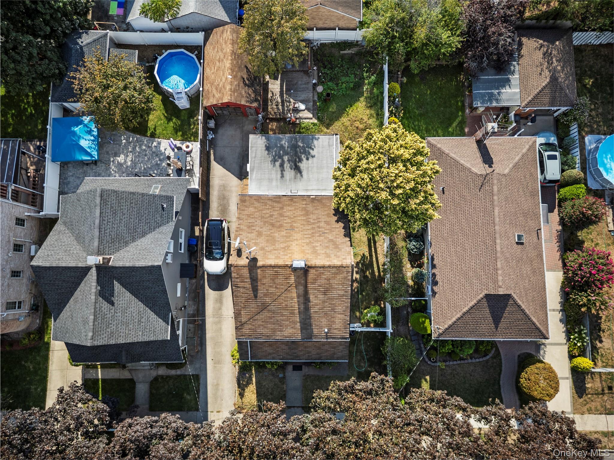 #9 photo, 8732 258th Street, クイーンズ区 Floral Park , NY 11001