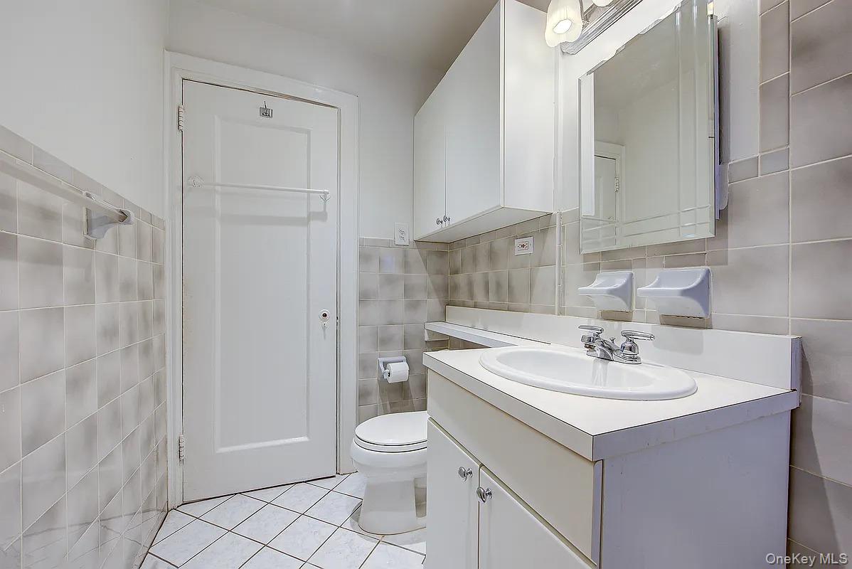 #18 photo, 4 Dartmouth Street, クイーンズ区 Forest Hills , NY 11375