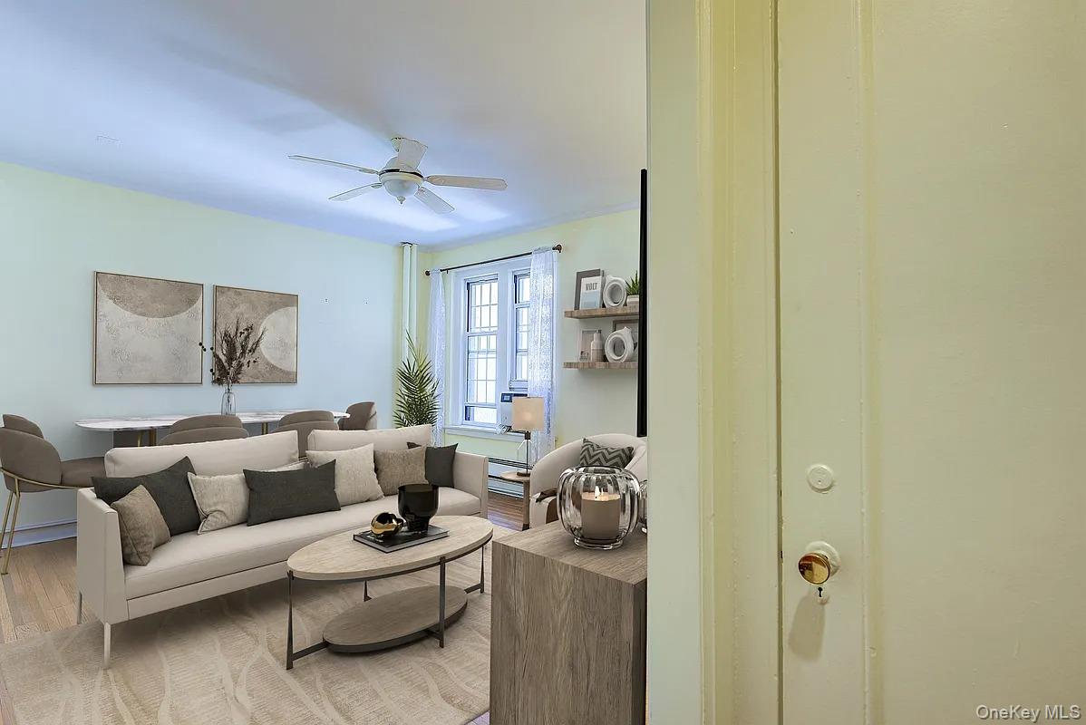 #4 photo, 4 Dartmouth Street, クイーンズ区 Forest Hills , NY 11375