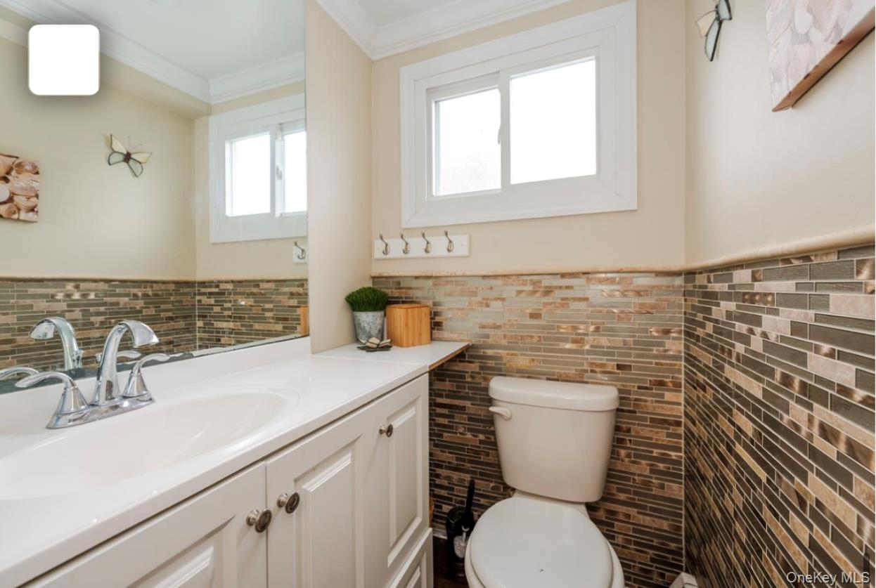 #13 photo, 690 Park Lane, ナッソー郡 North Woodmere , NY 11581