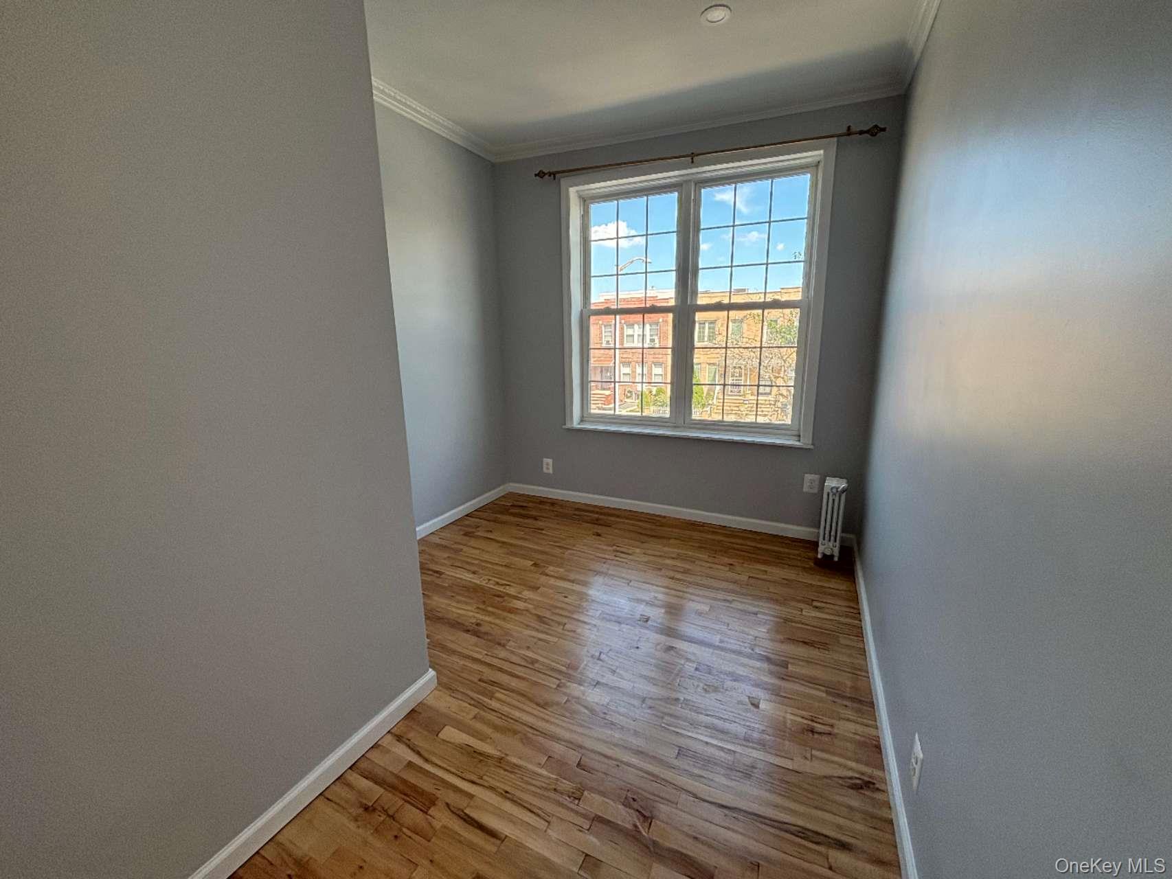 #2 photo, 33-12 24th Avenue, クイーンズ区 Astoria , NY 11103