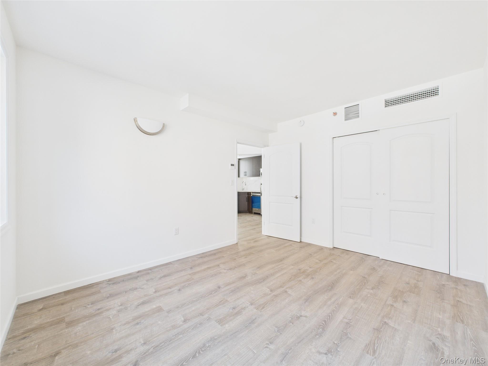 #7 photo, 97-30 64th Avenue, Rego Park , NY 11374