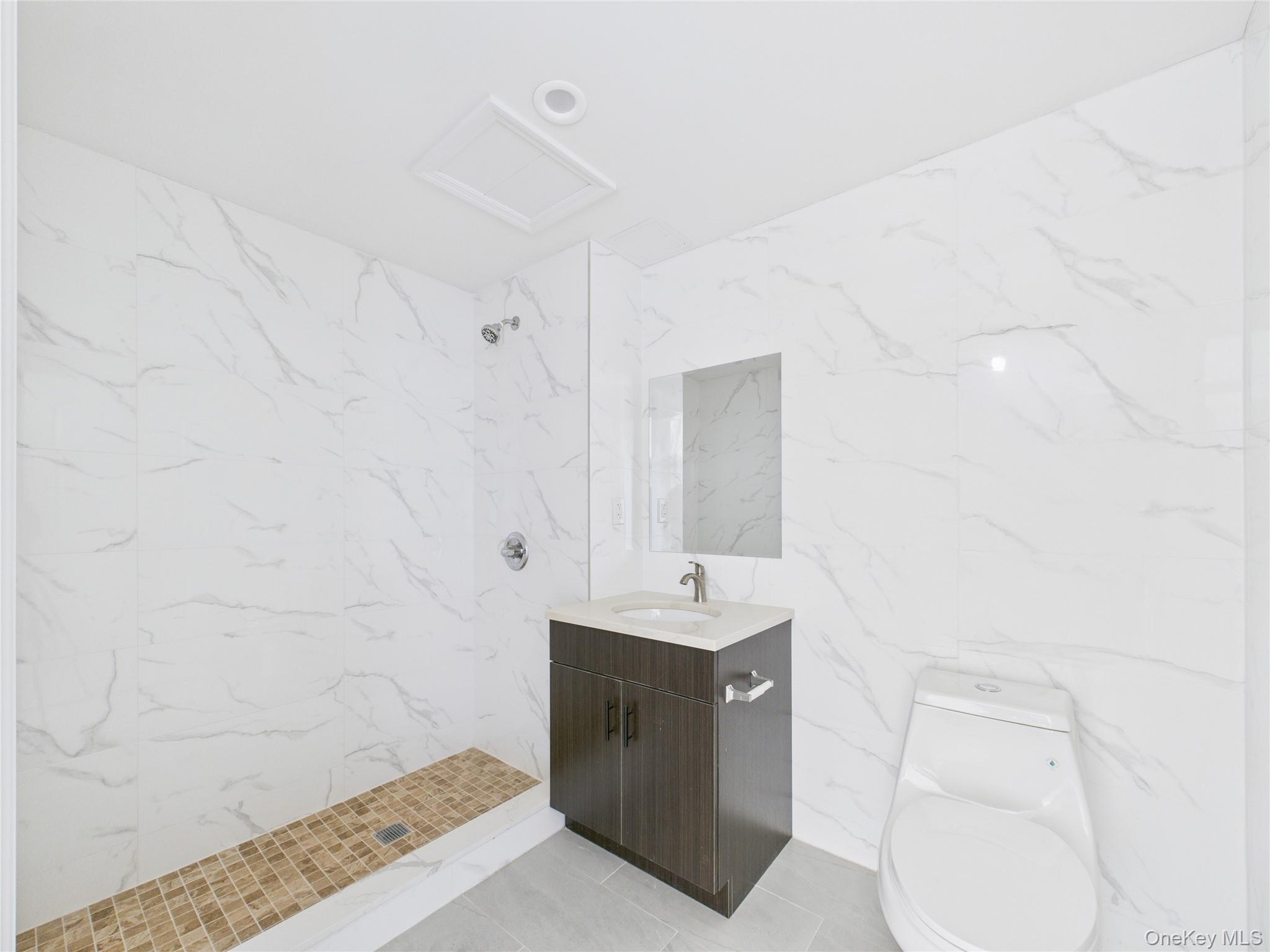 #6 photo, 97-30 64th Avenue, クイーンズ区 Rego Park , NY 11374