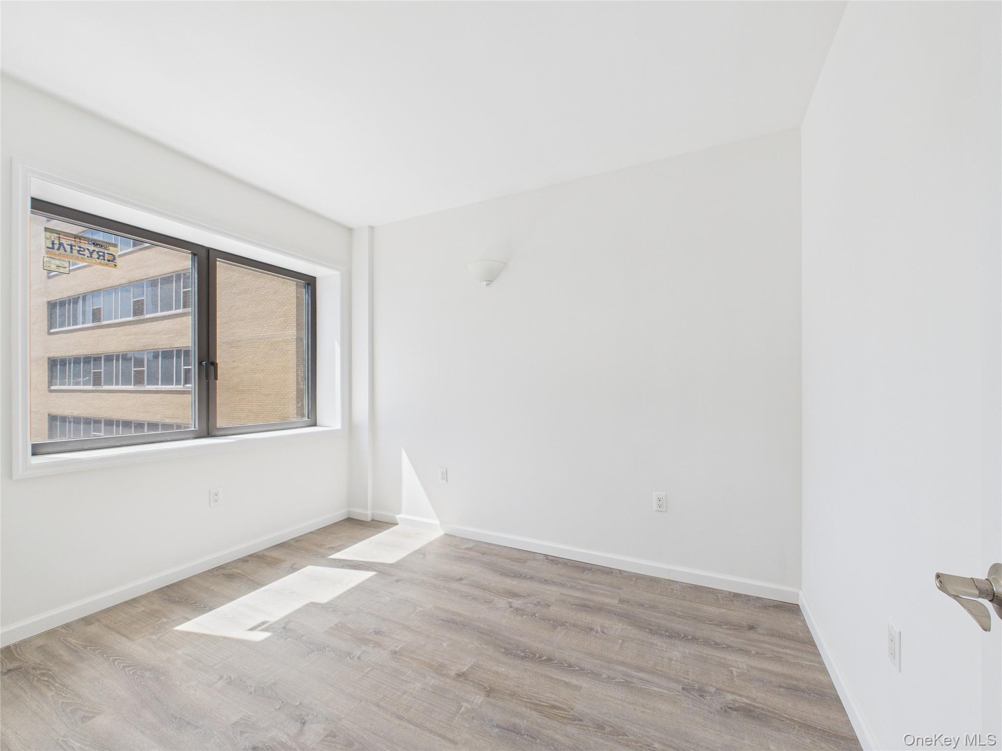 #7 photo, 97-30 64th Avenue, クイーンズ区 Rego Park , NY 11374