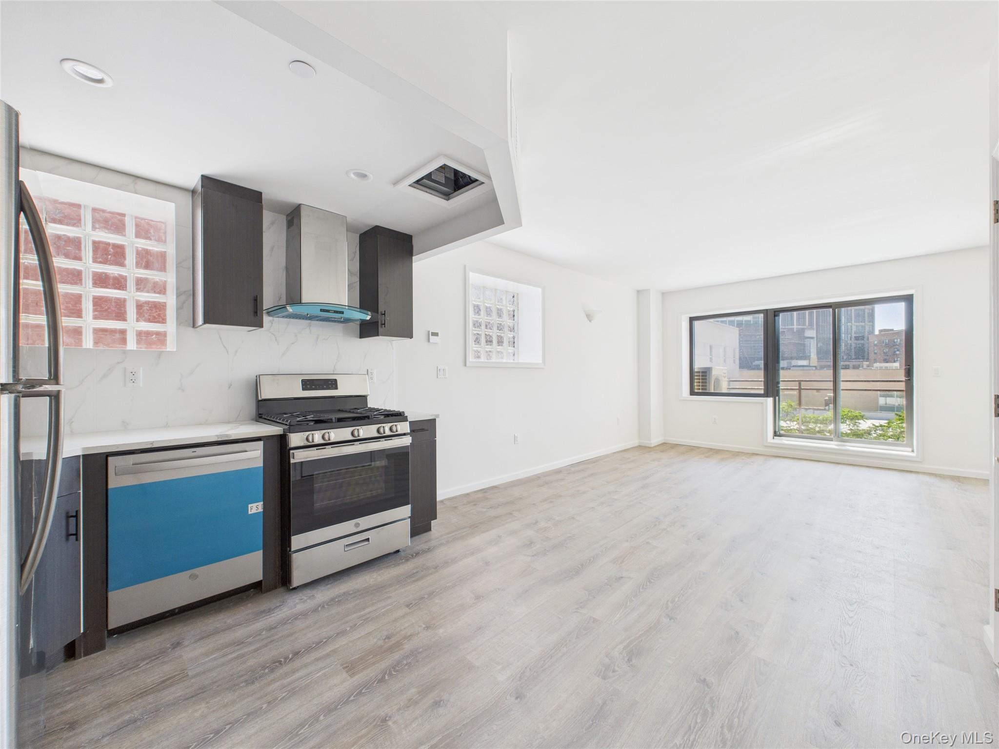 #2 photo, 97-30 64th Avenue, クイーンズ区 Rego Park , NY 11374