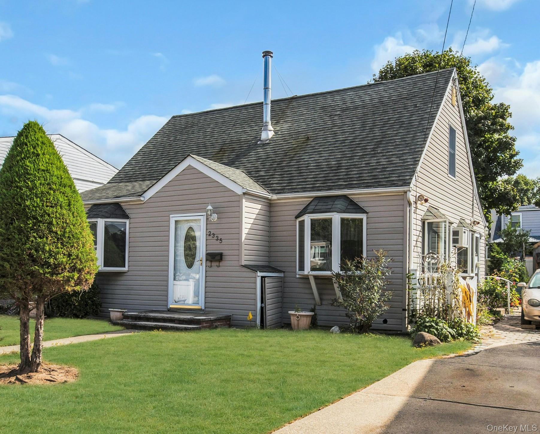 #3 photo, 2335 Maple Street, ナッソー郡 Seaford , NY 11783