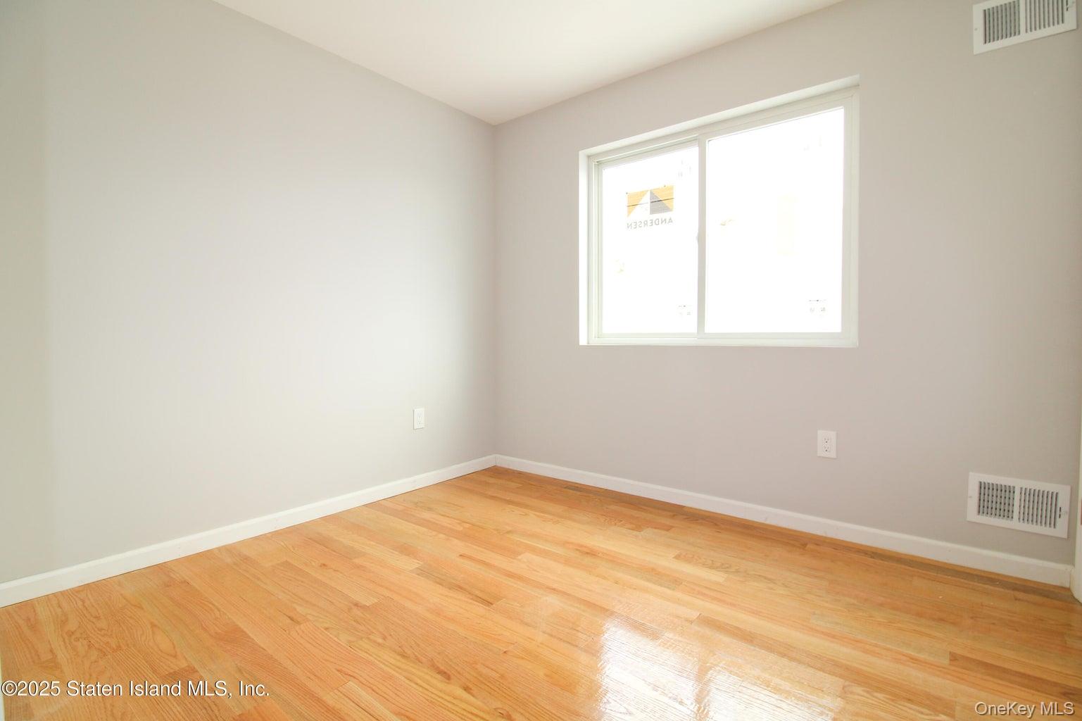 #11 photo, 85 Perry avenue, Staten Island , NY 10314