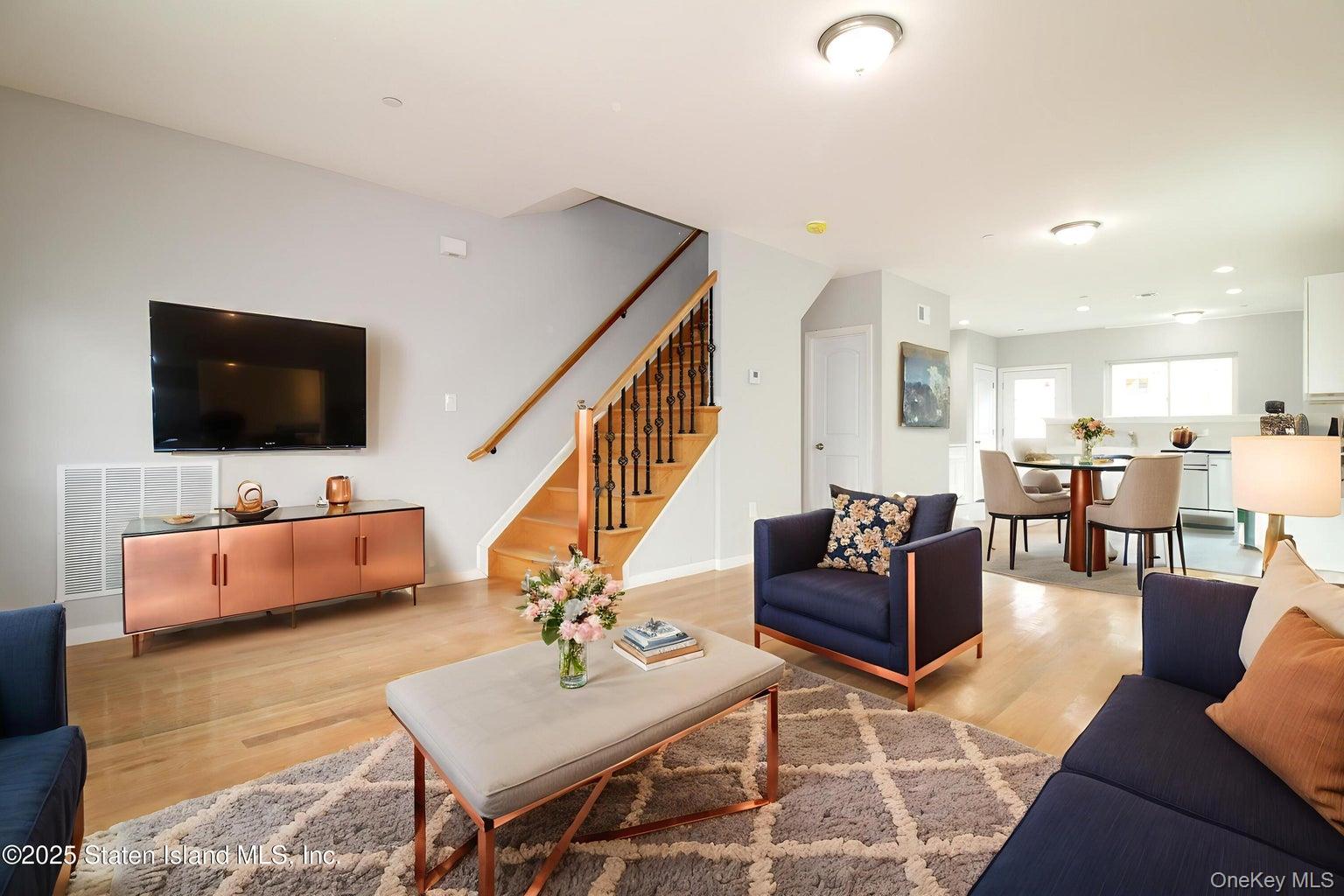 #17 photo, 85 Perry avenue, Staten Island , NY 10314