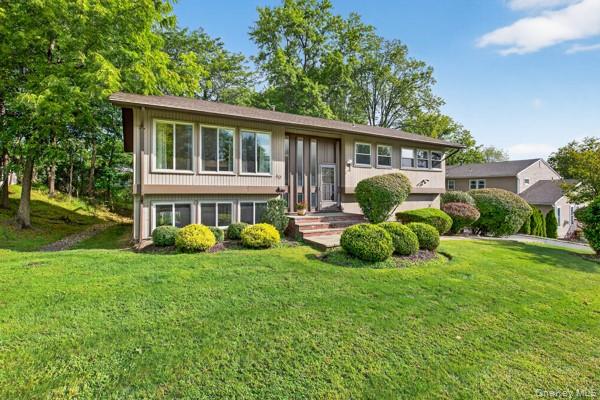 #1 photo, 40 Gregg Court, Tappan , NY 10983