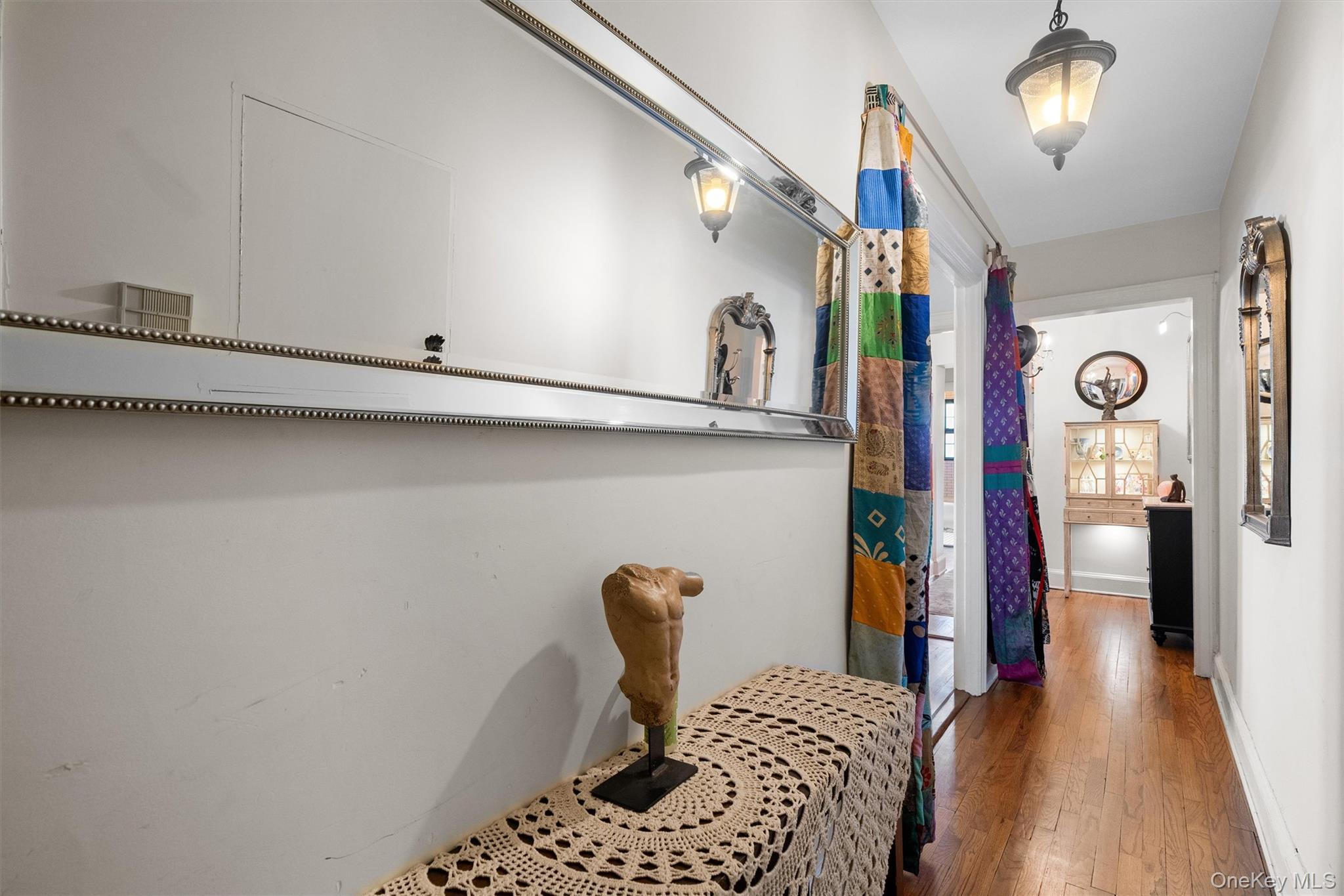 #4 photo, 23 Old Mamaroneck Avenue, White Plains , NY 10603