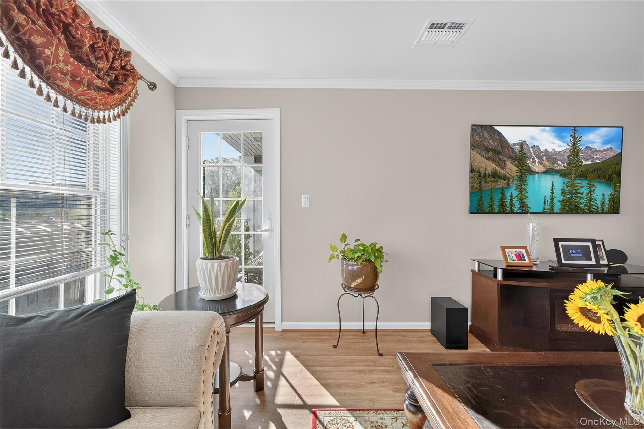 #20 photo, 3 Cross Street, Suffern , NY 10901