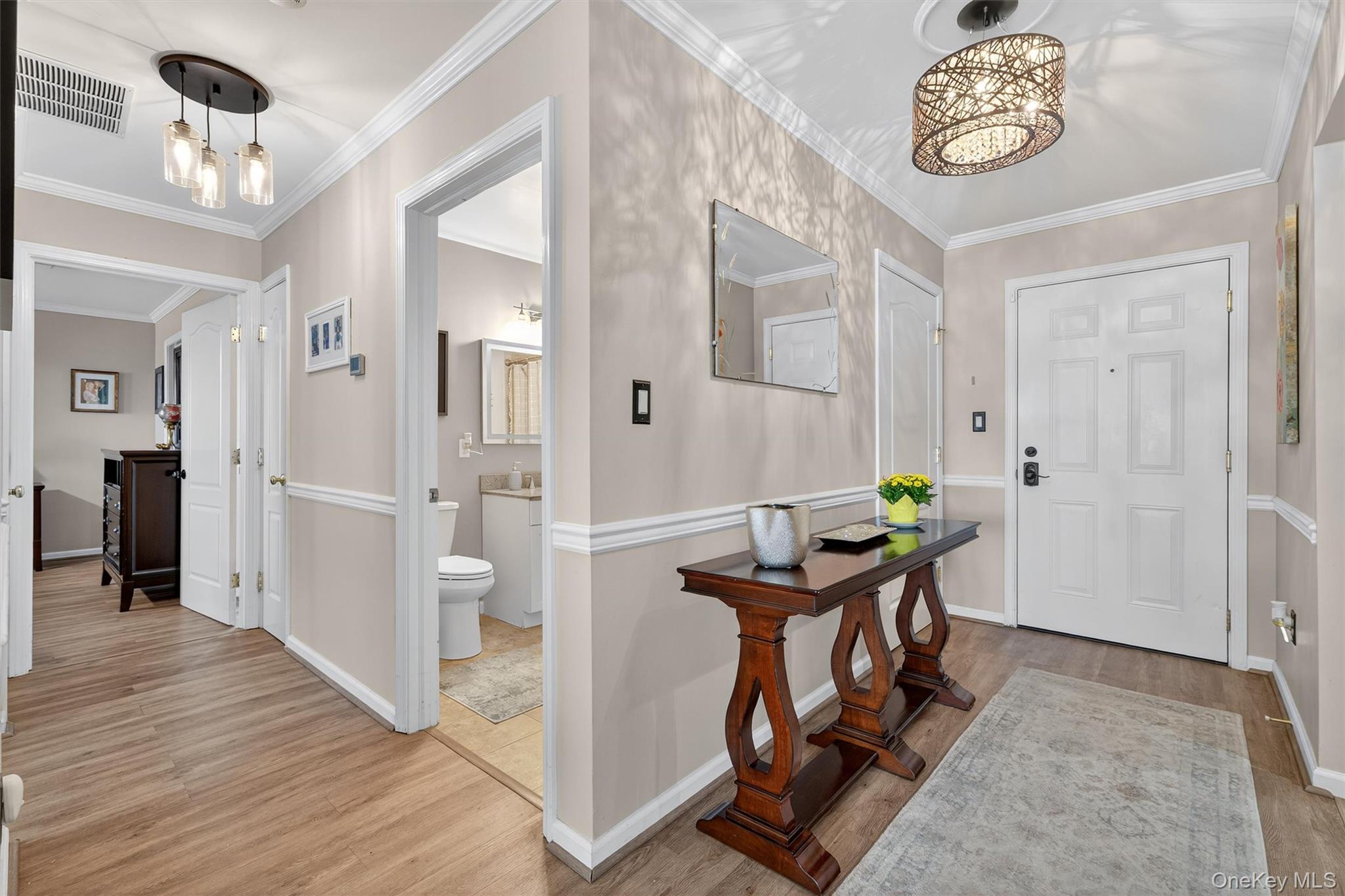 #8 photo, 3 Cross Street, Suffern , NY 10901