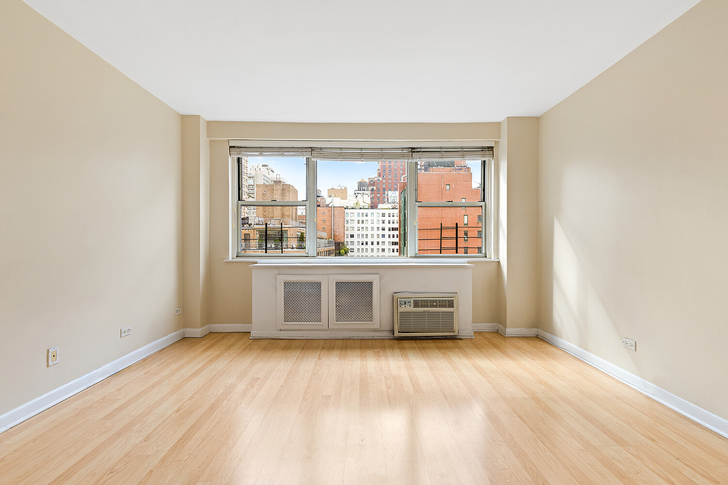 #13 photo, 233 E 69TH Street, マンハッタン Lenox Hill , NY 10021