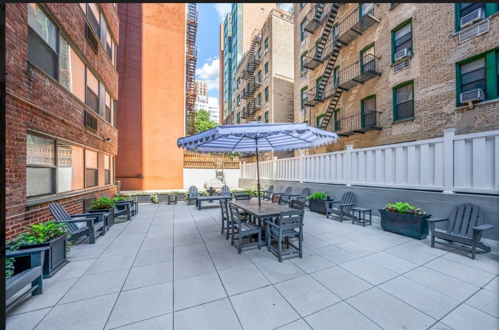 #16 photo, 233 E 69TH Street, マンハッタン Lenox Hill , NY 10021