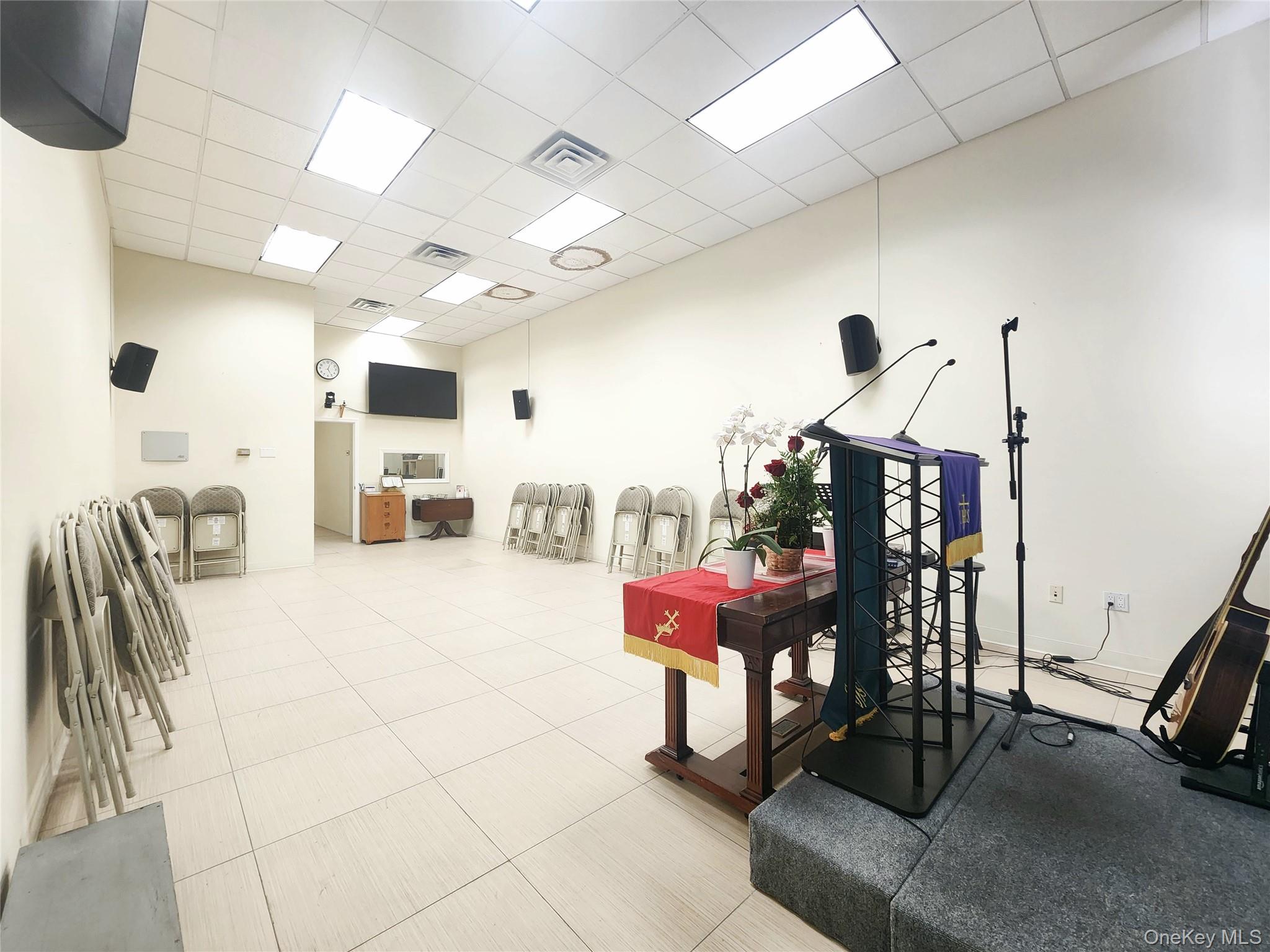 #17 photo, 61-12 220 Street, クイーンズ区 Bayside , NY 11364