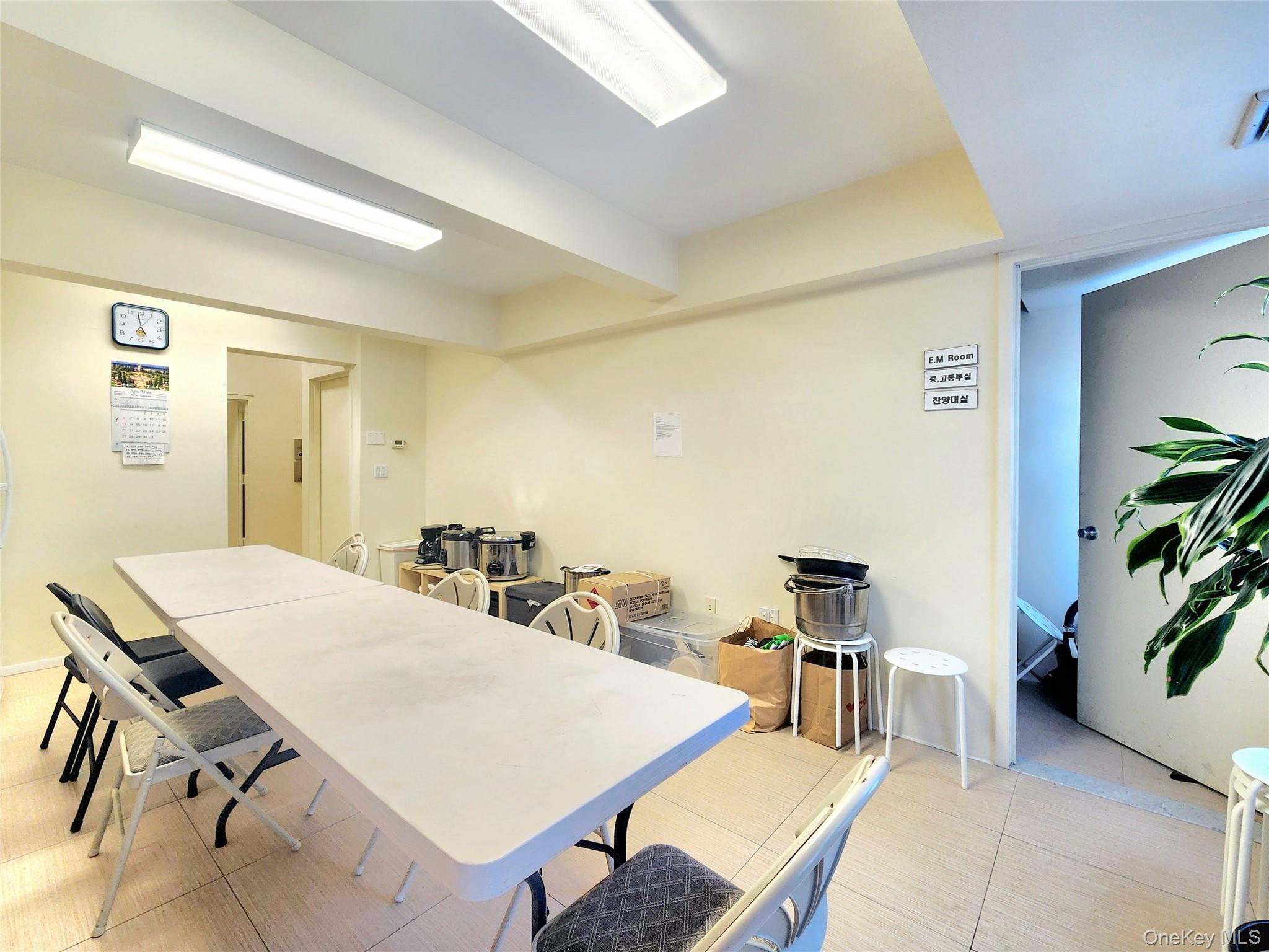 #20 photo, 61-12 220 Street, クイーンズ区 Bayside , NY 11364