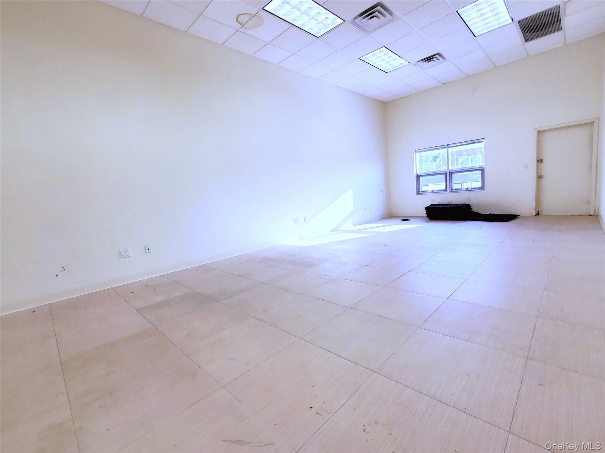 #4 photo, 61-12 220 Street, クイーンズ区 Bayside , NY 11364