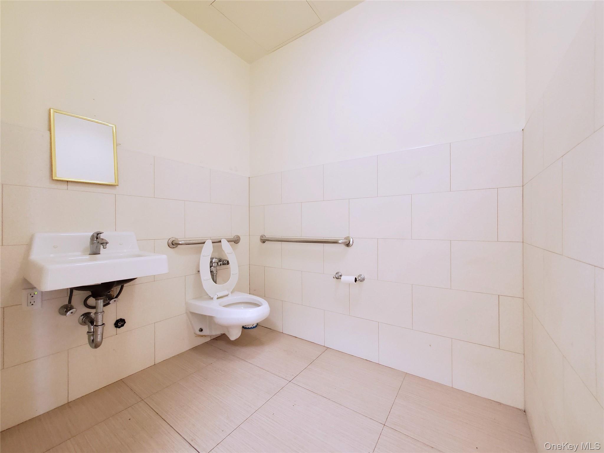 #5 photo, 61-12 220 Street, クイーンズ区 Bayside , NY 11364