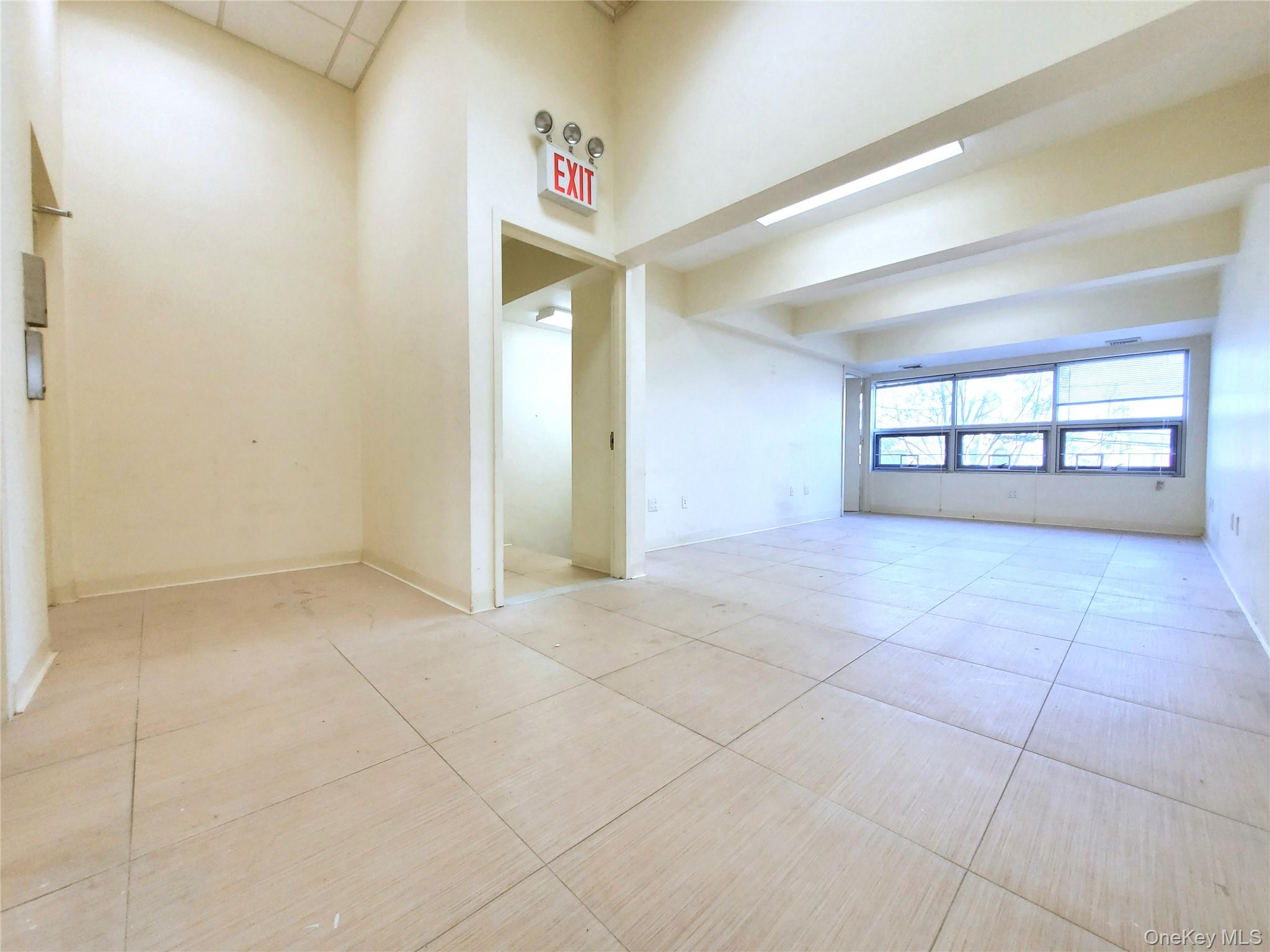 #6 photo, 61-12 220 Street, クイーンズ区 Bayside , NY 11364