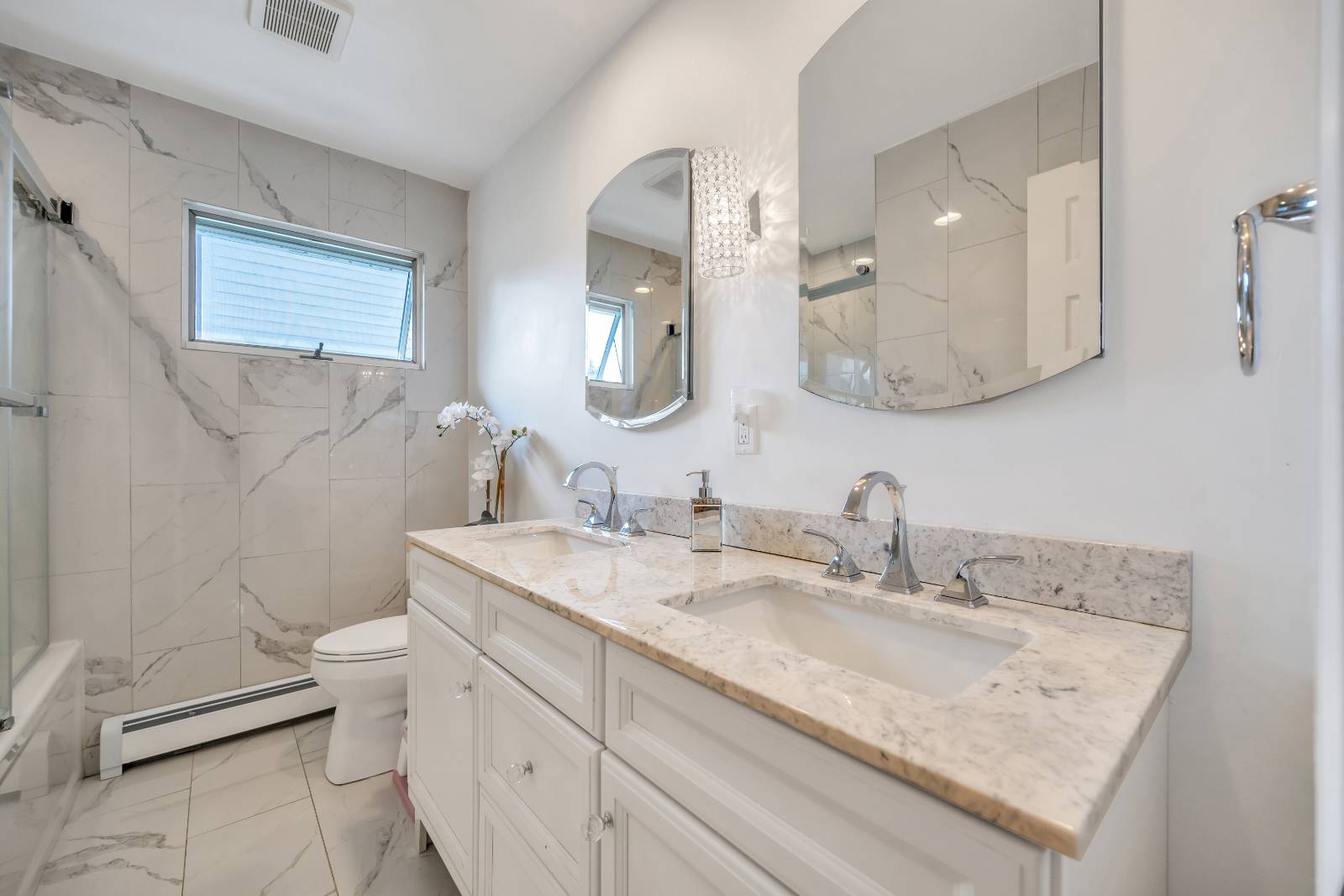 #9 photo, 29 Collins Avenue, サフォーク郡 Deer Park , NY 11729